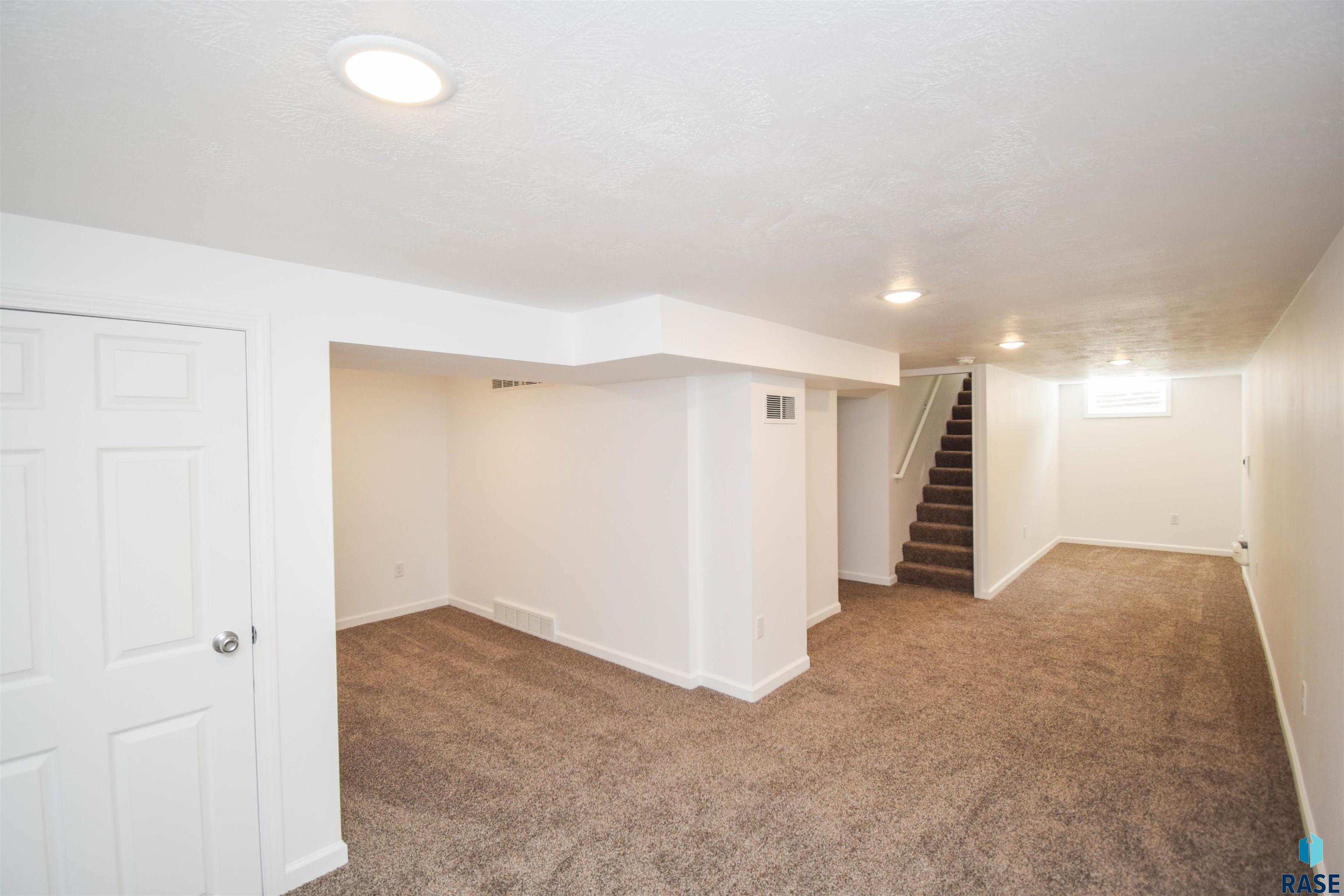 316 S Omaha Ave