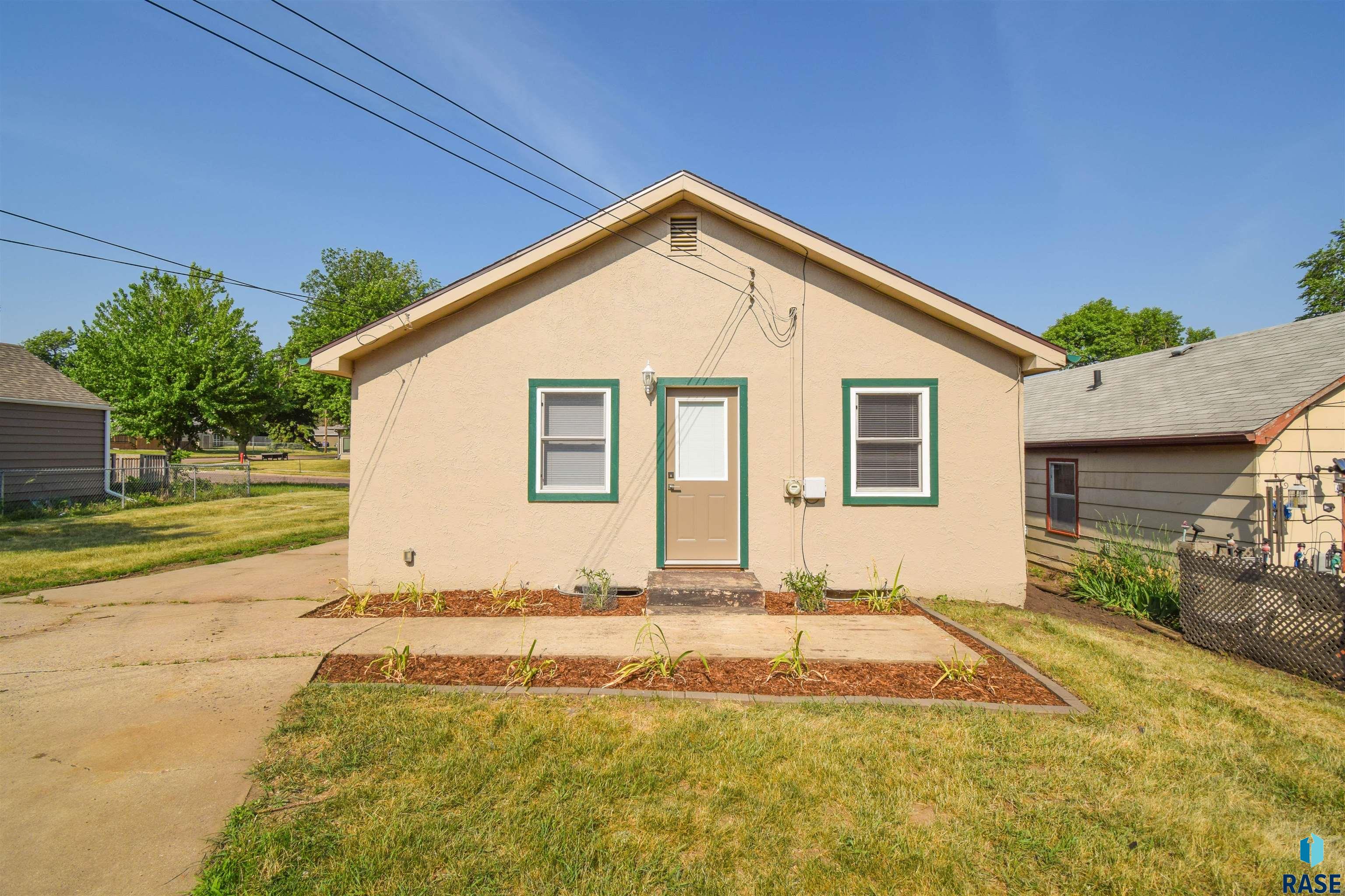 316 S Omaha Ave