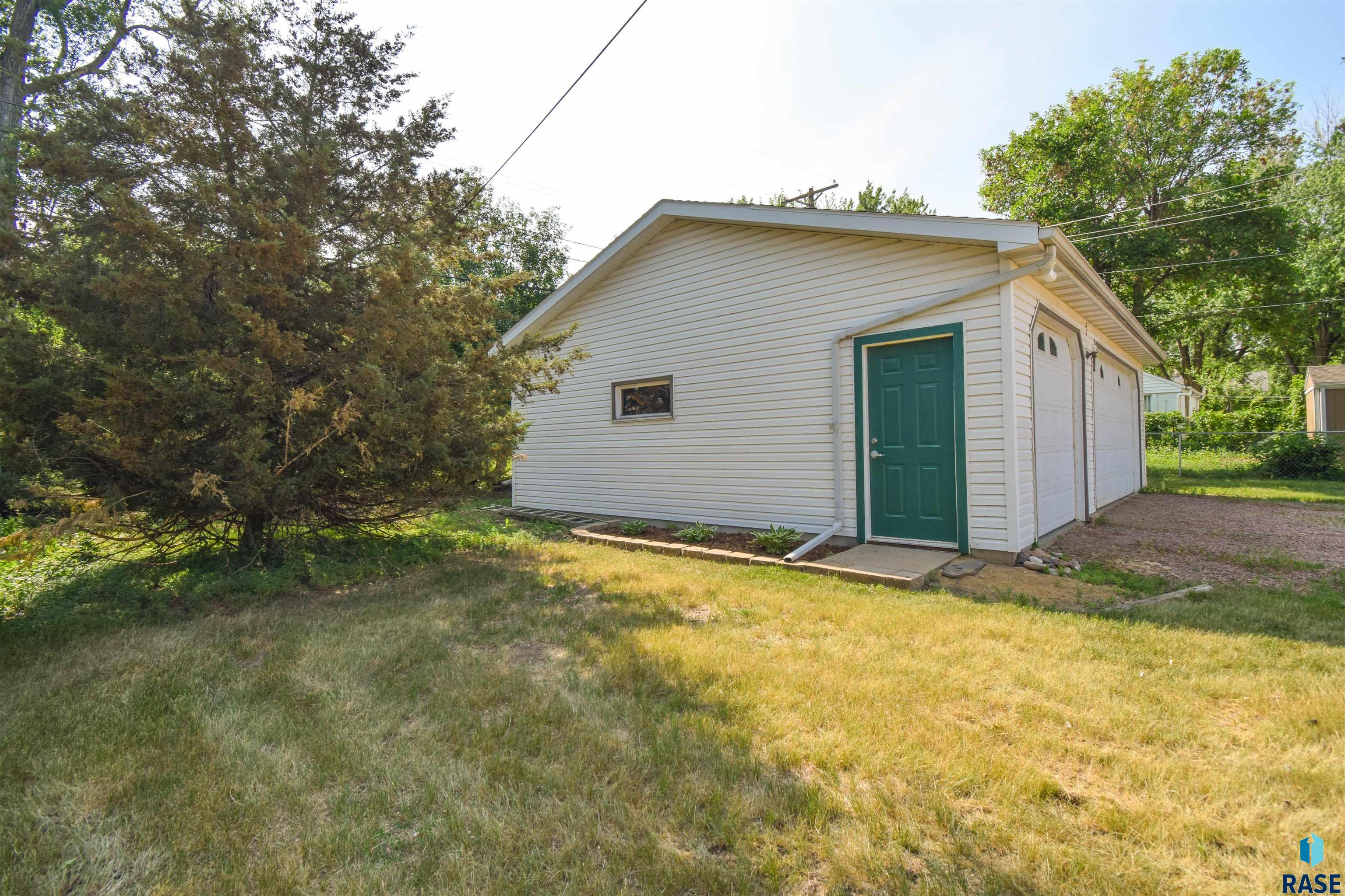 316 S Omaha Ave