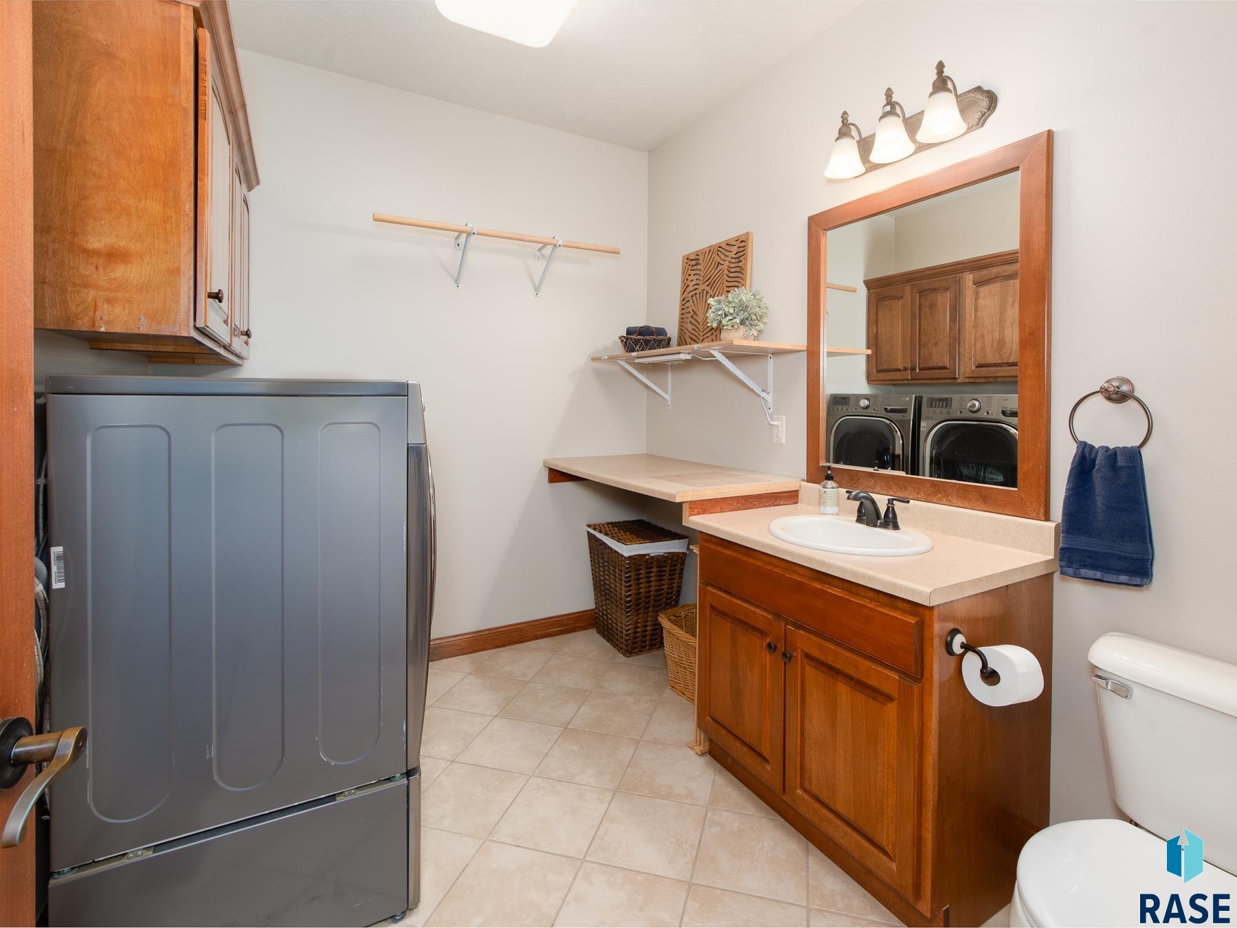 1408 W LaQuinta St
