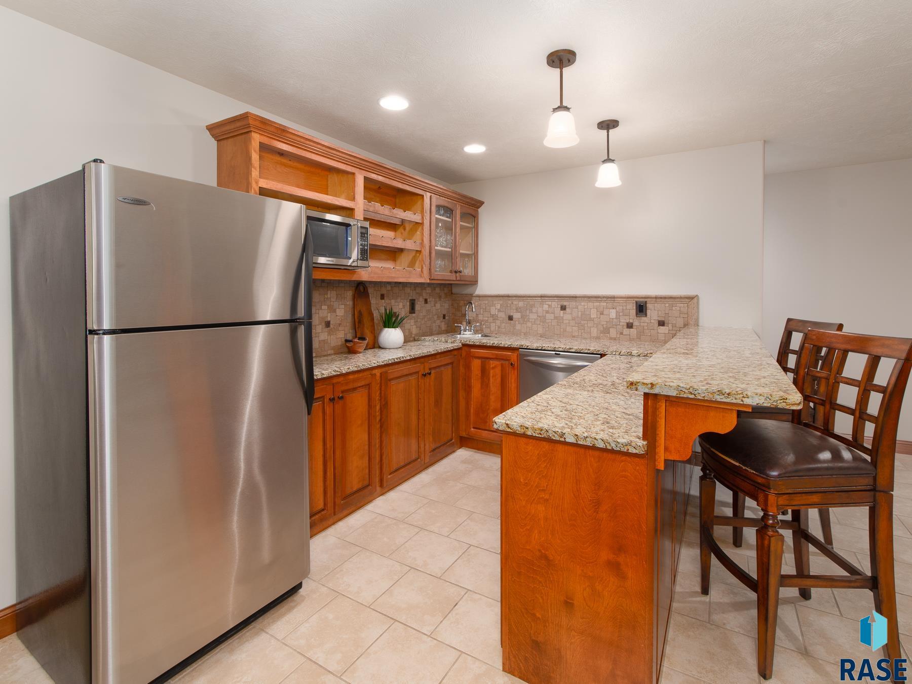 1408 W LaQuinta St