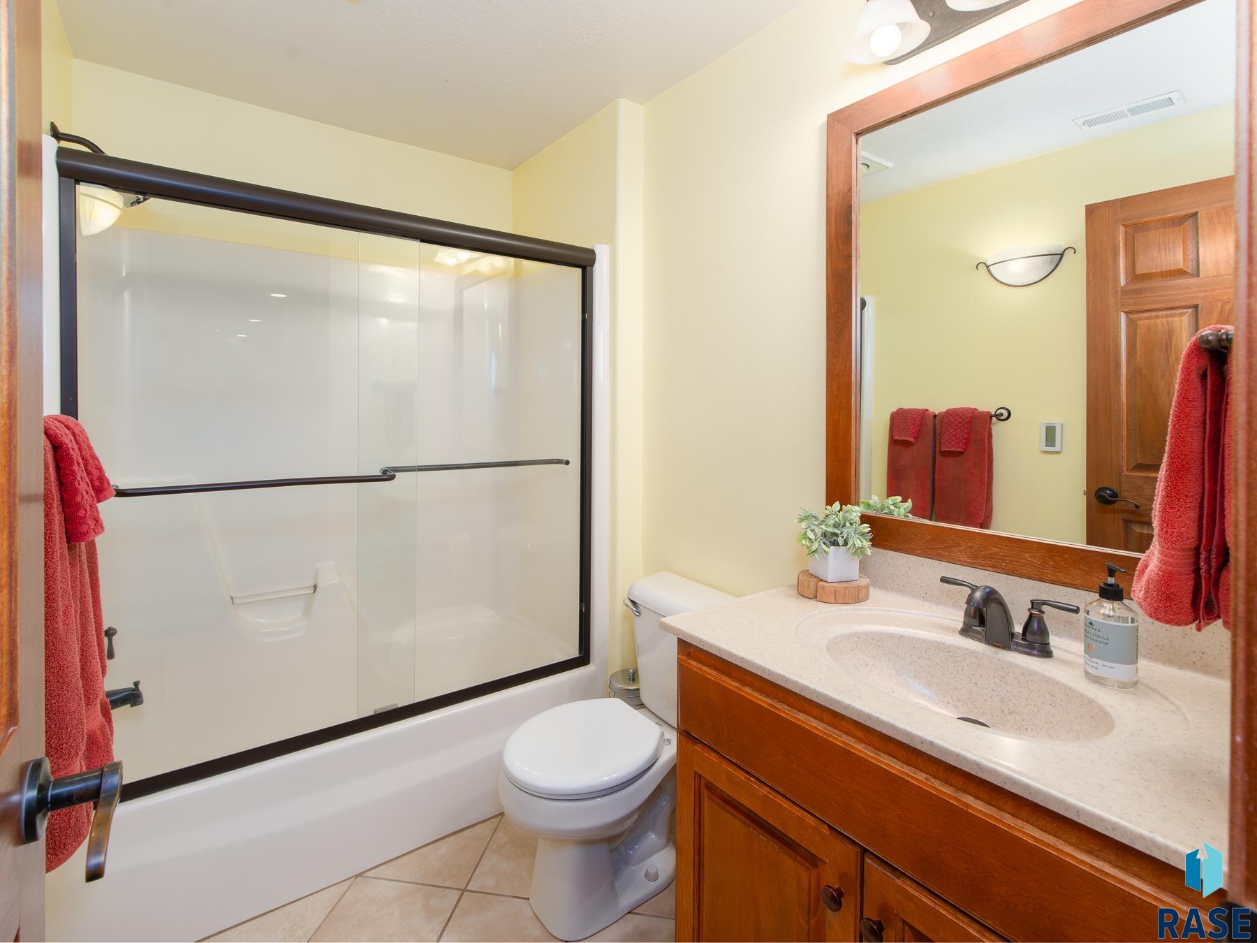 1408 W LaQuinta St