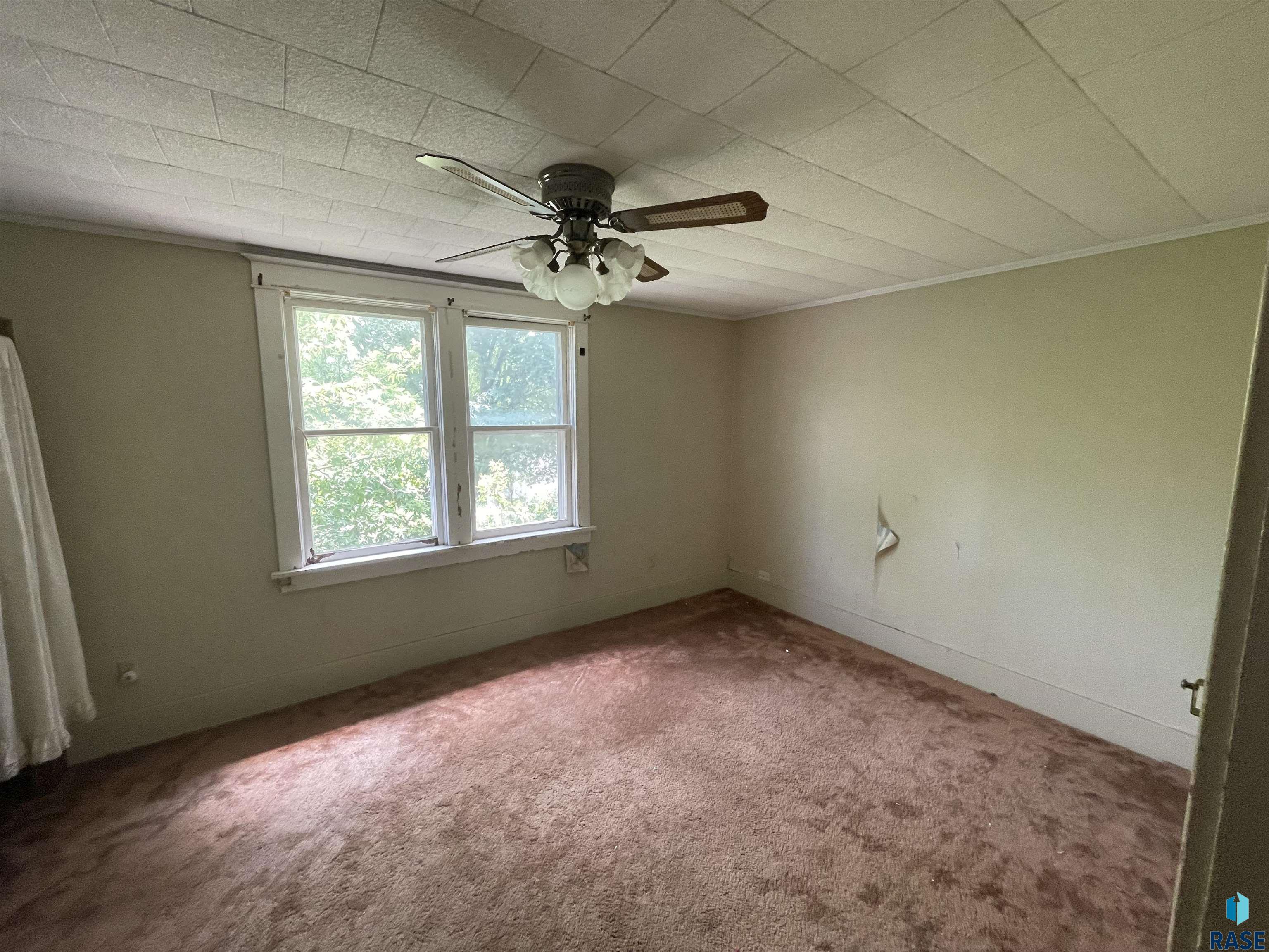 360 N Cherry Ave