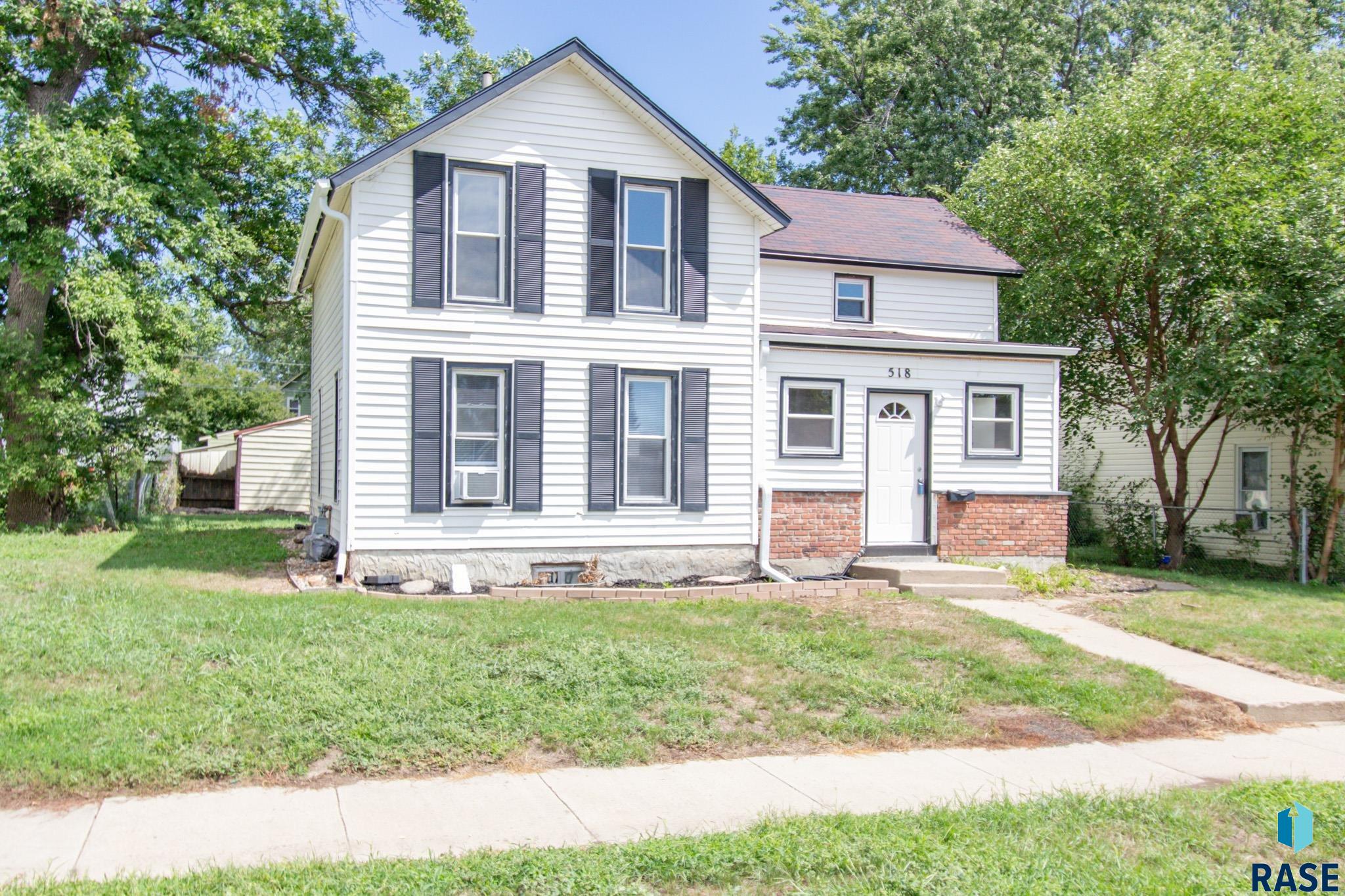 518 N Nesmith Ave