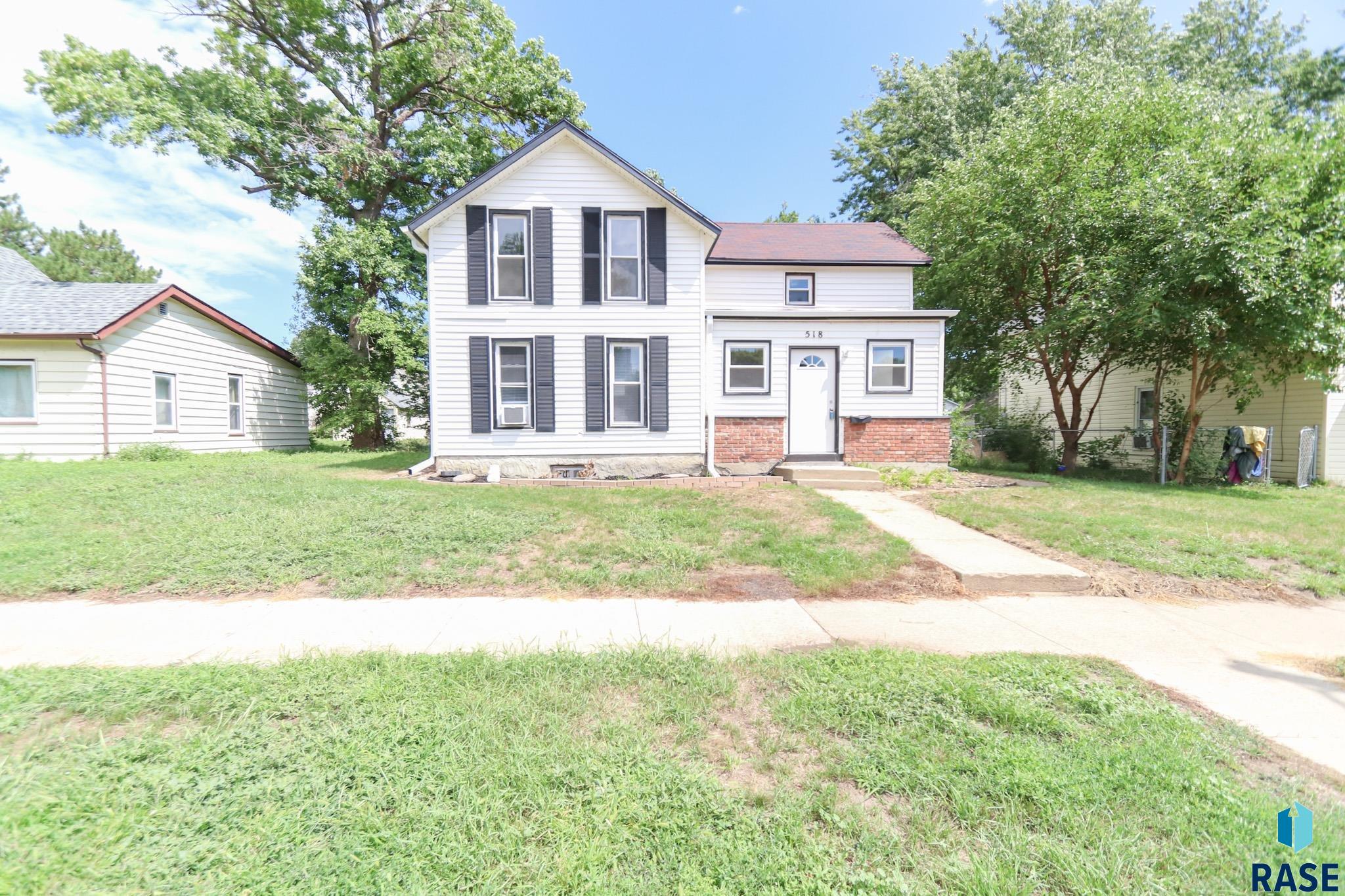 518 N Nesmith Ave