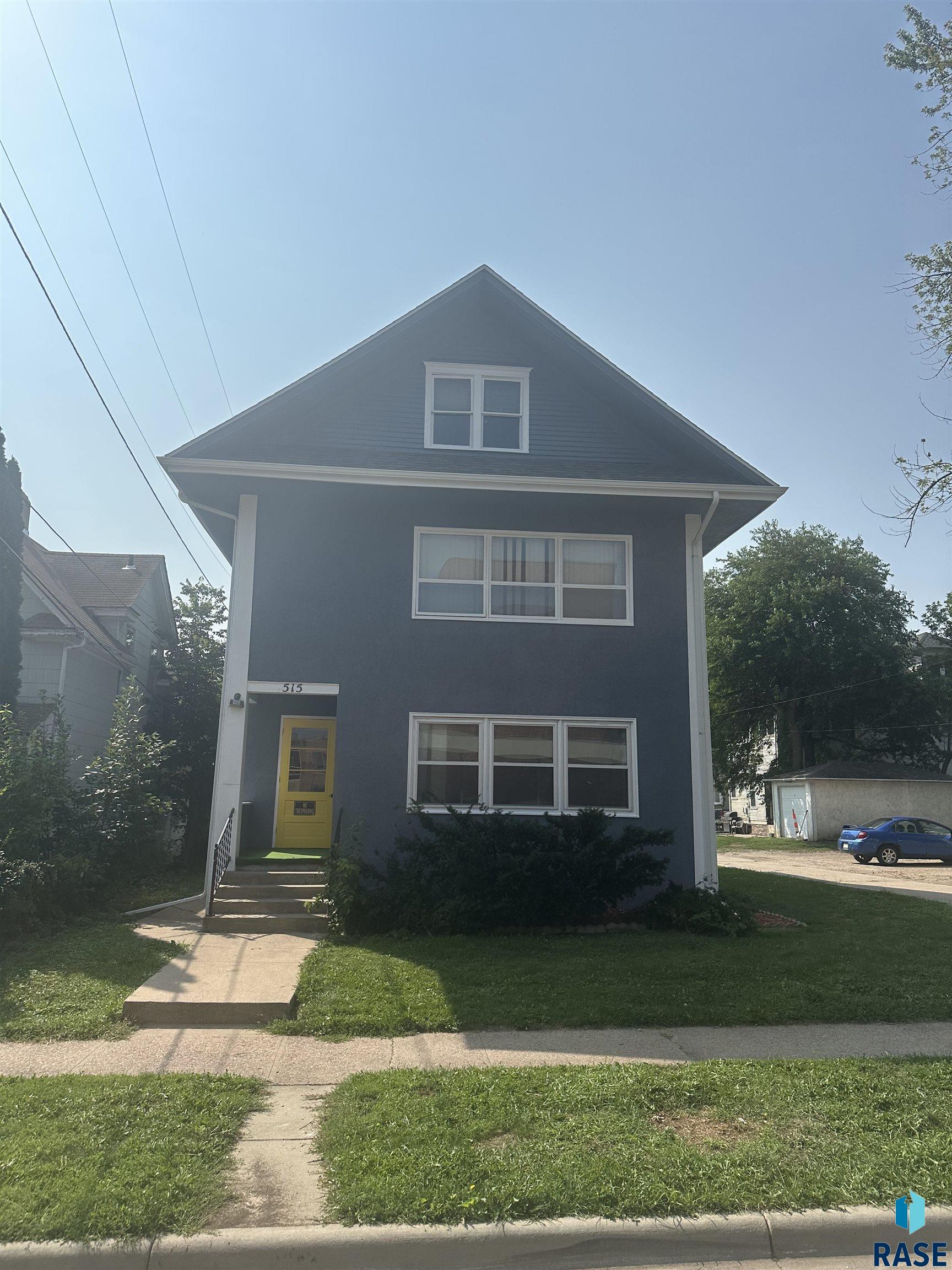 515 W 13th St