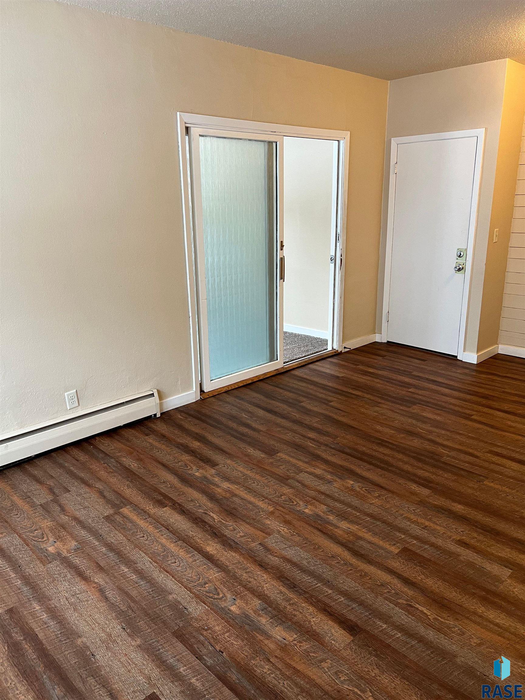 515 W 13th St