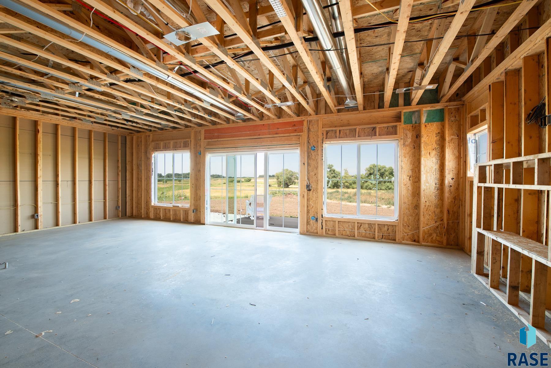 5520 W Liberator Cir