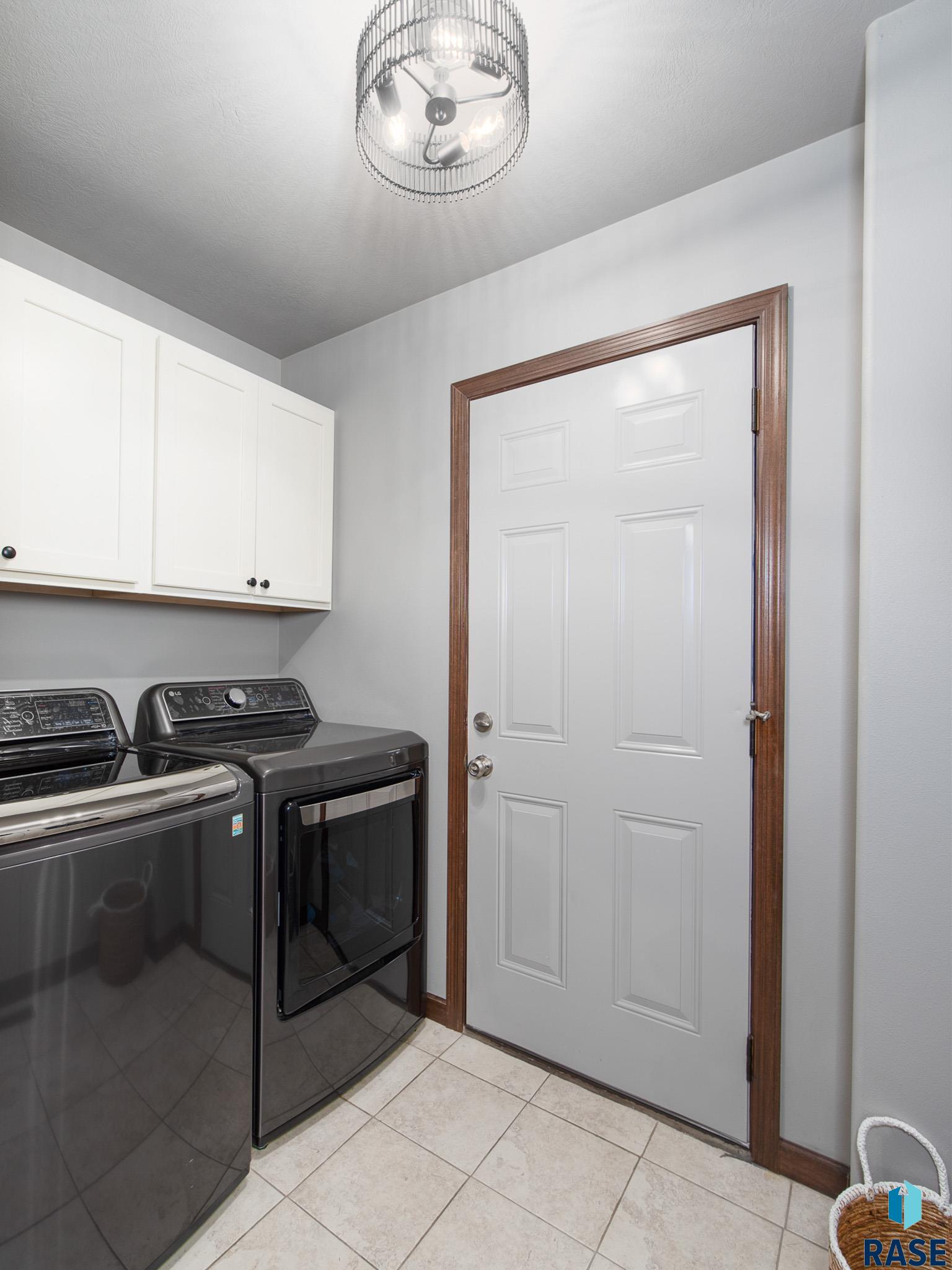 2600 E Tranquility St