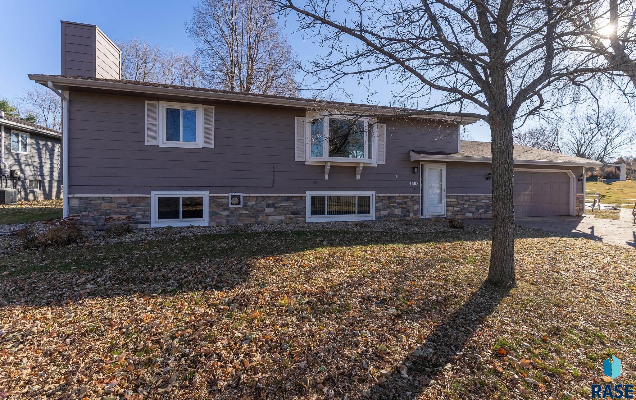 4508 S Ash Grove Ave Avenue, Sioux Falls, SD 57103