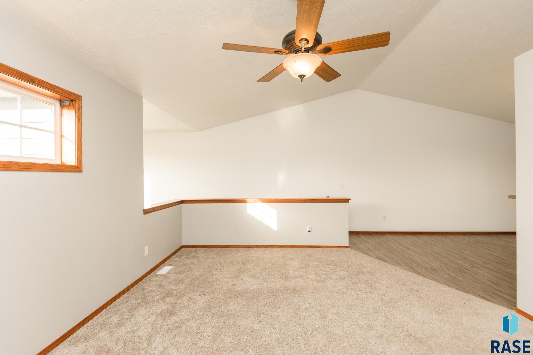 1430 N Conifer Pl