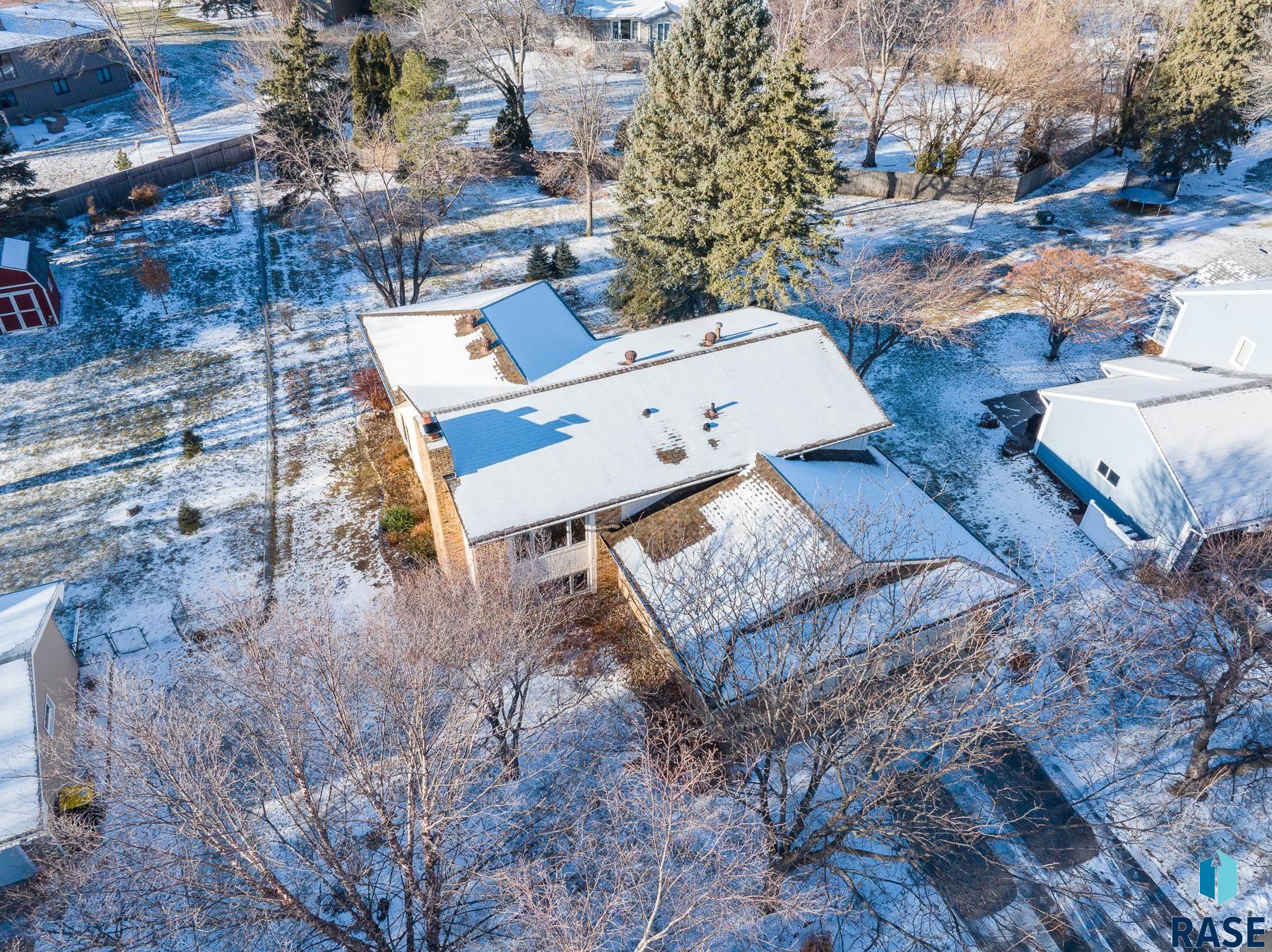 3809 S Slaten Park Dr