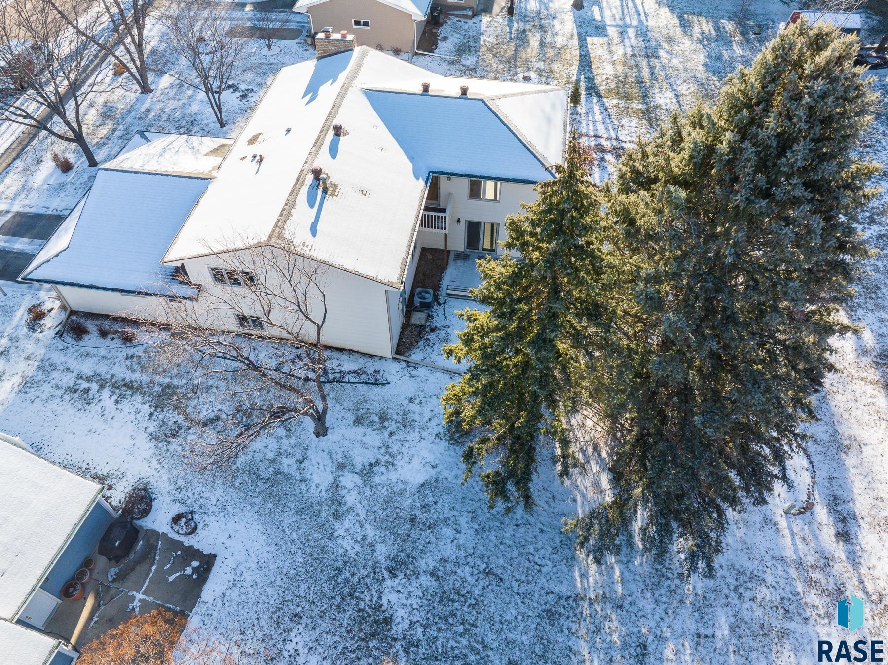 3809 S Slaten Park Dr