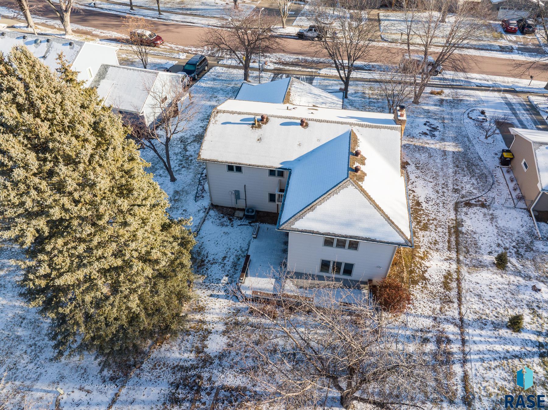 3809 S Slaten Park Dr