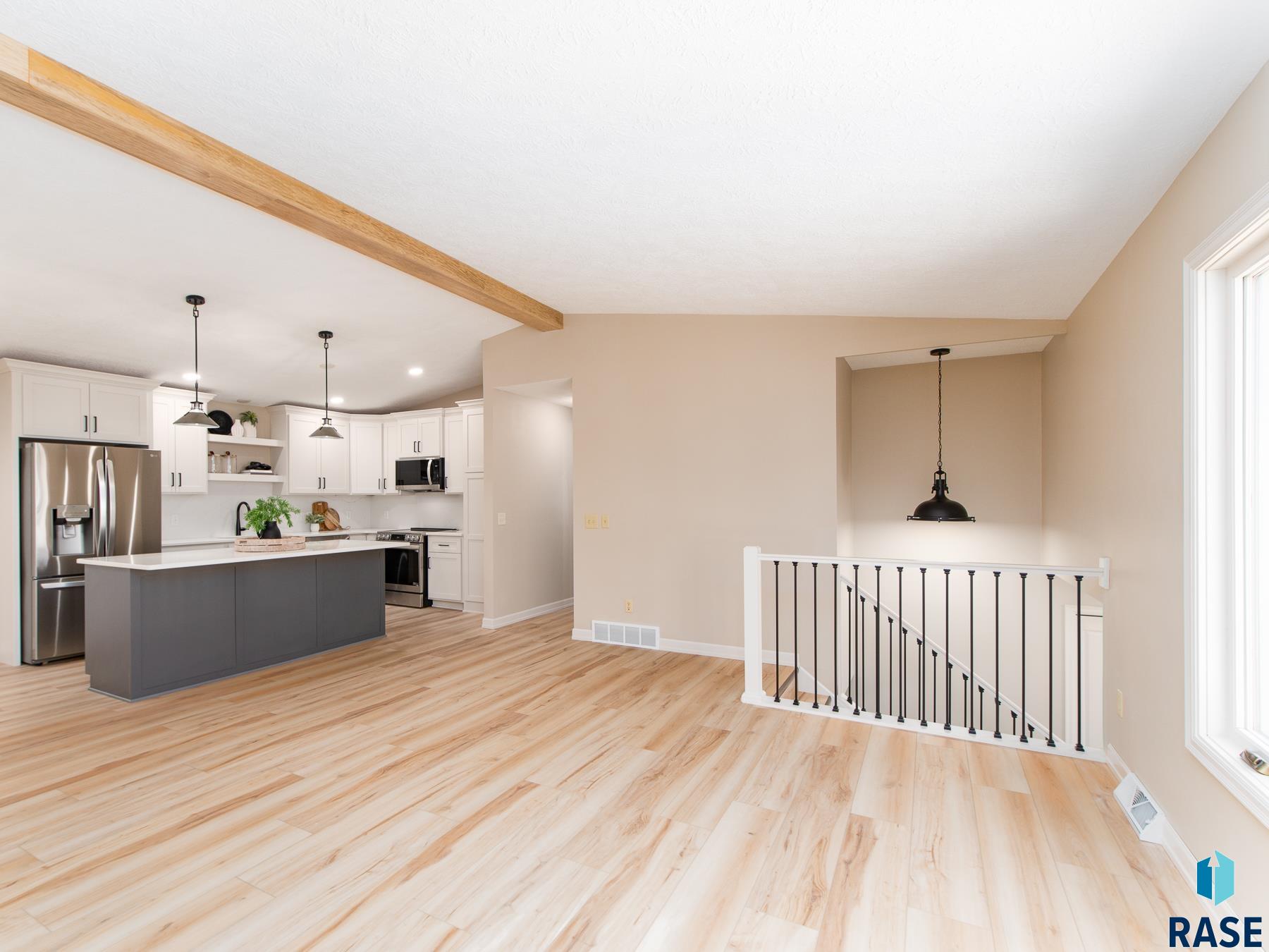 3809 S Slaten Park Dr