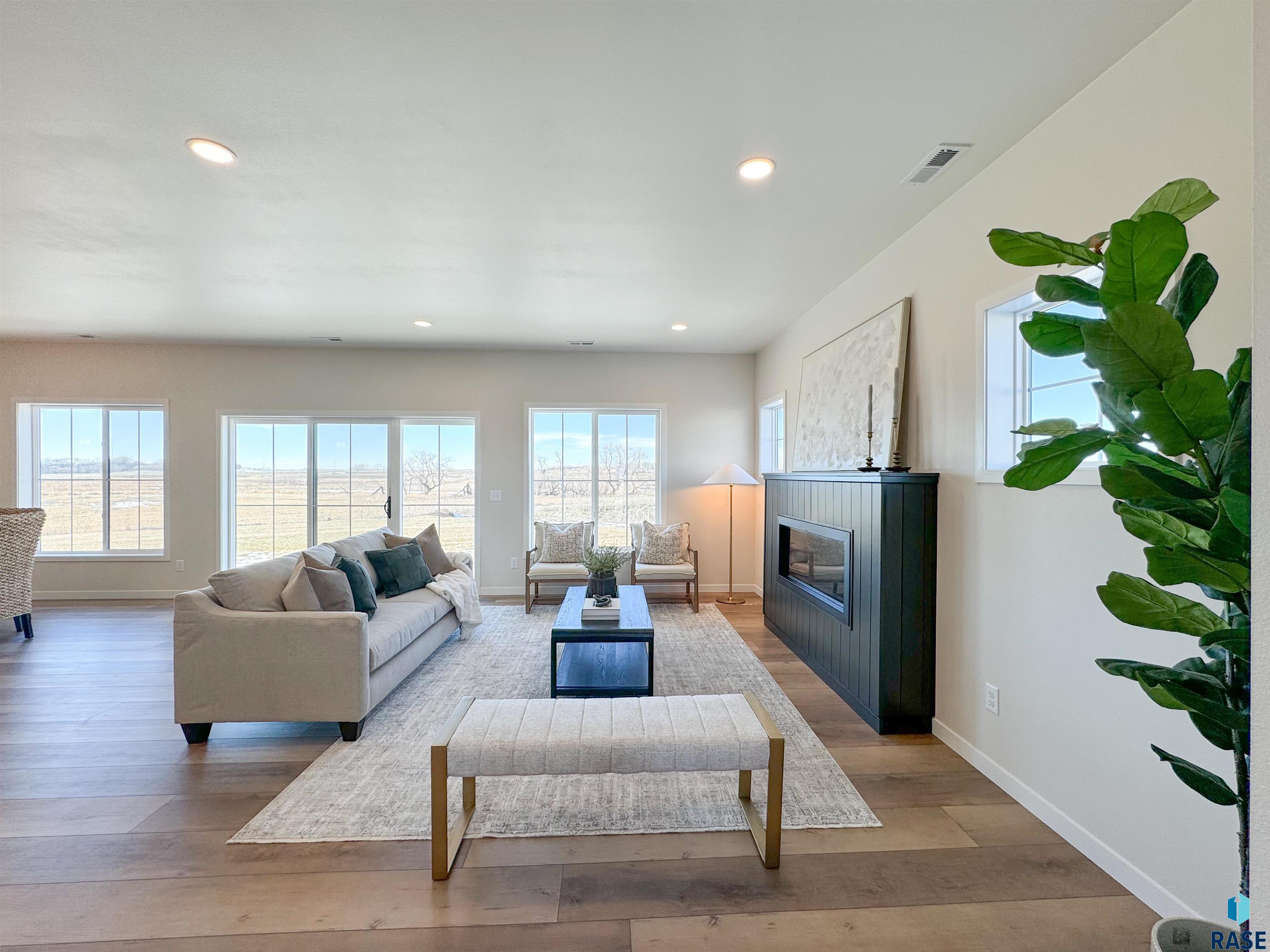 5524 W Liberator Cir