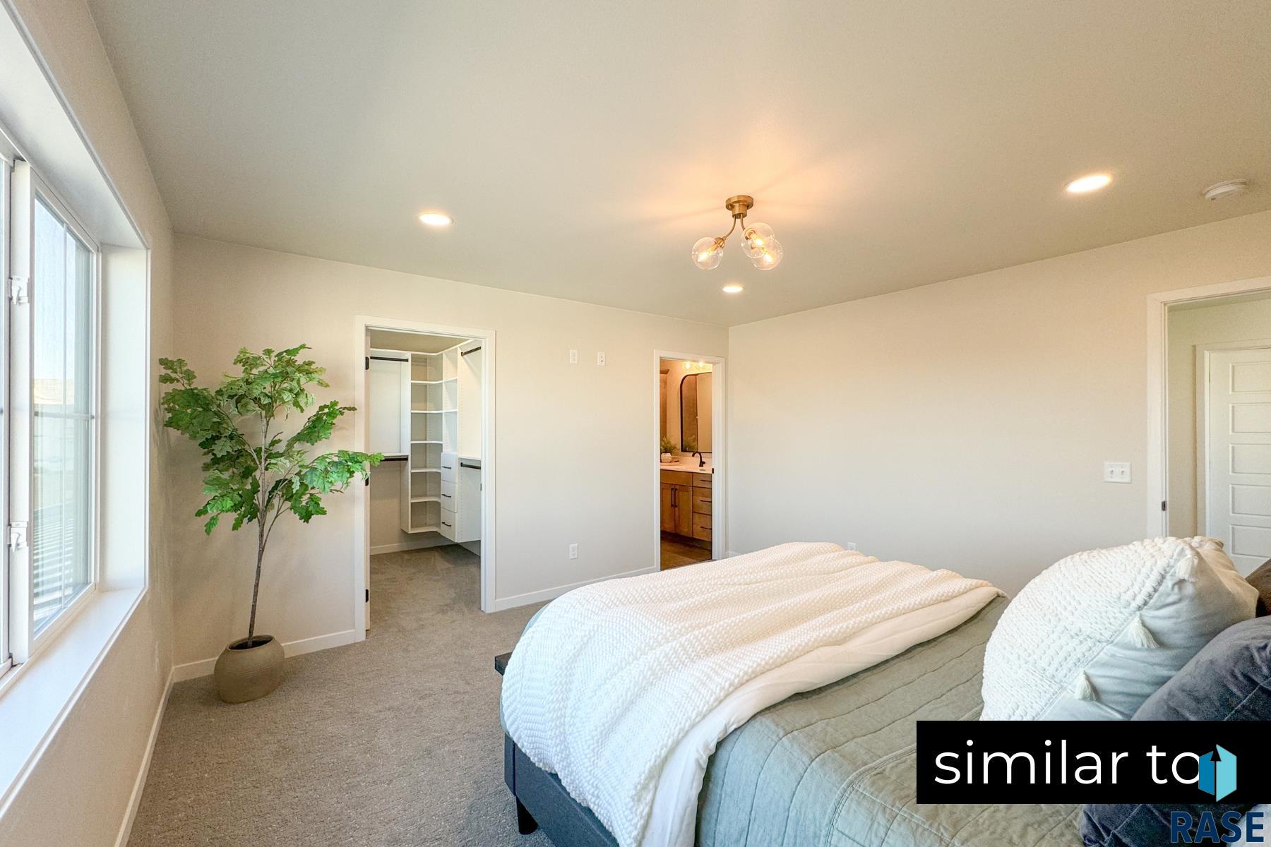 5520 W Liberator Cir
