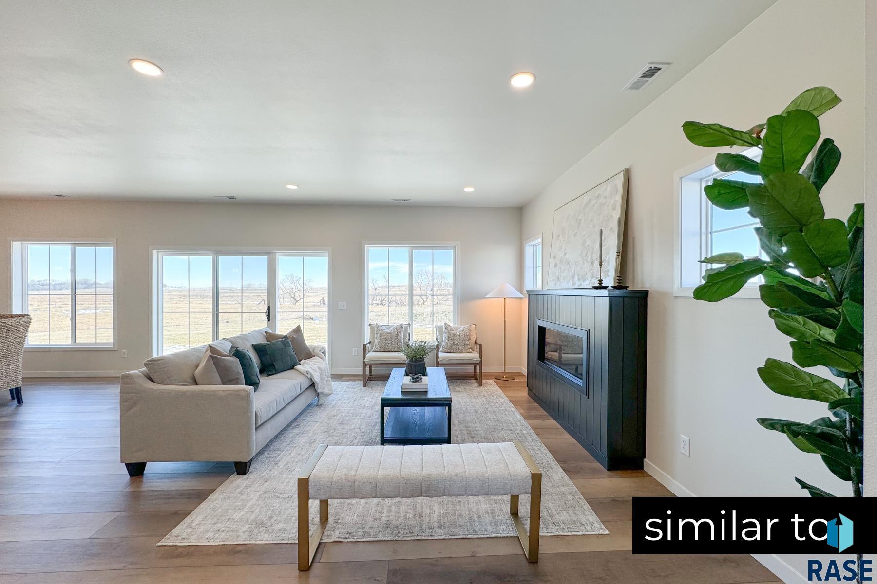 5520 W Liberator Cir