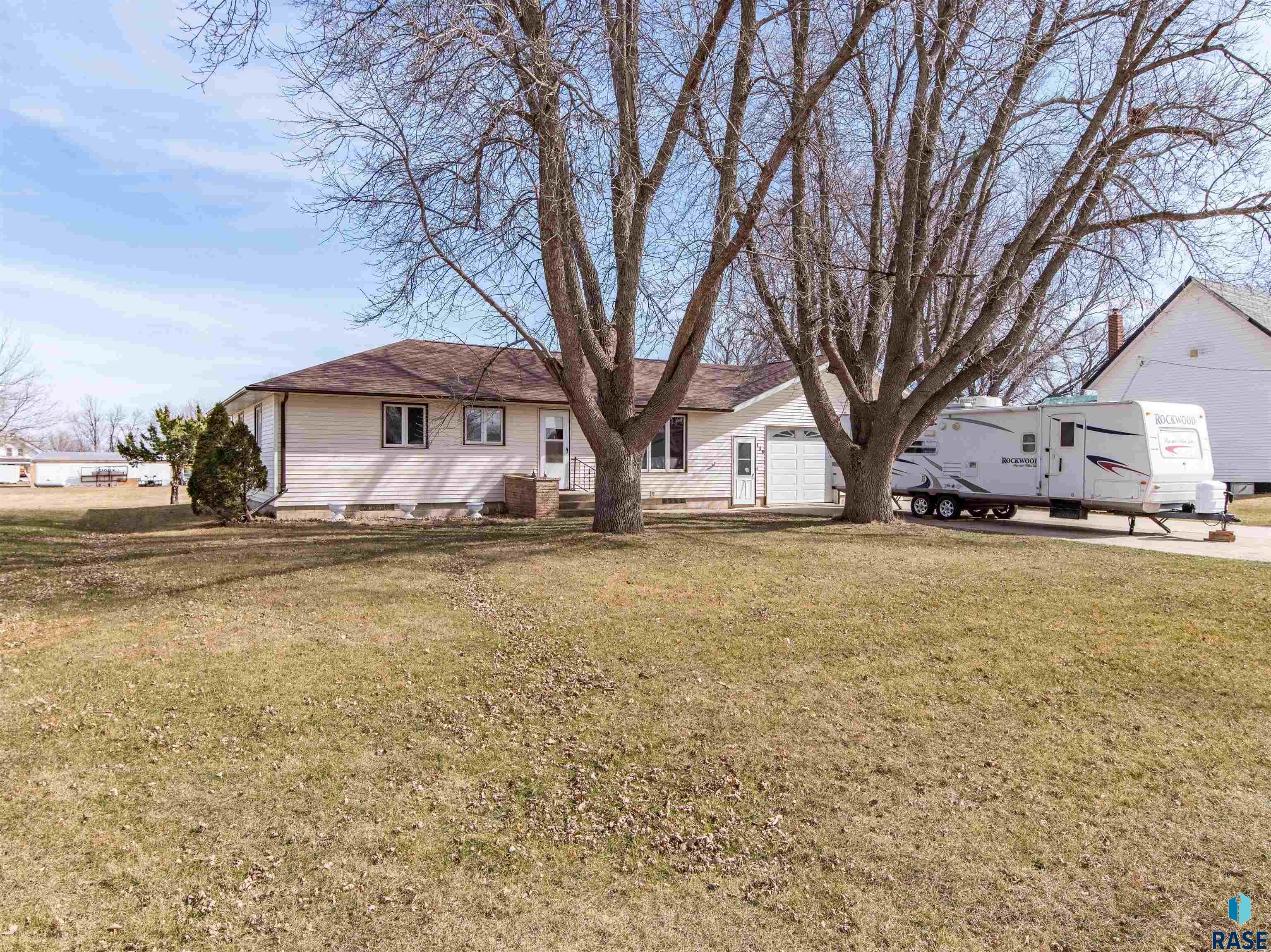 114 Steen St