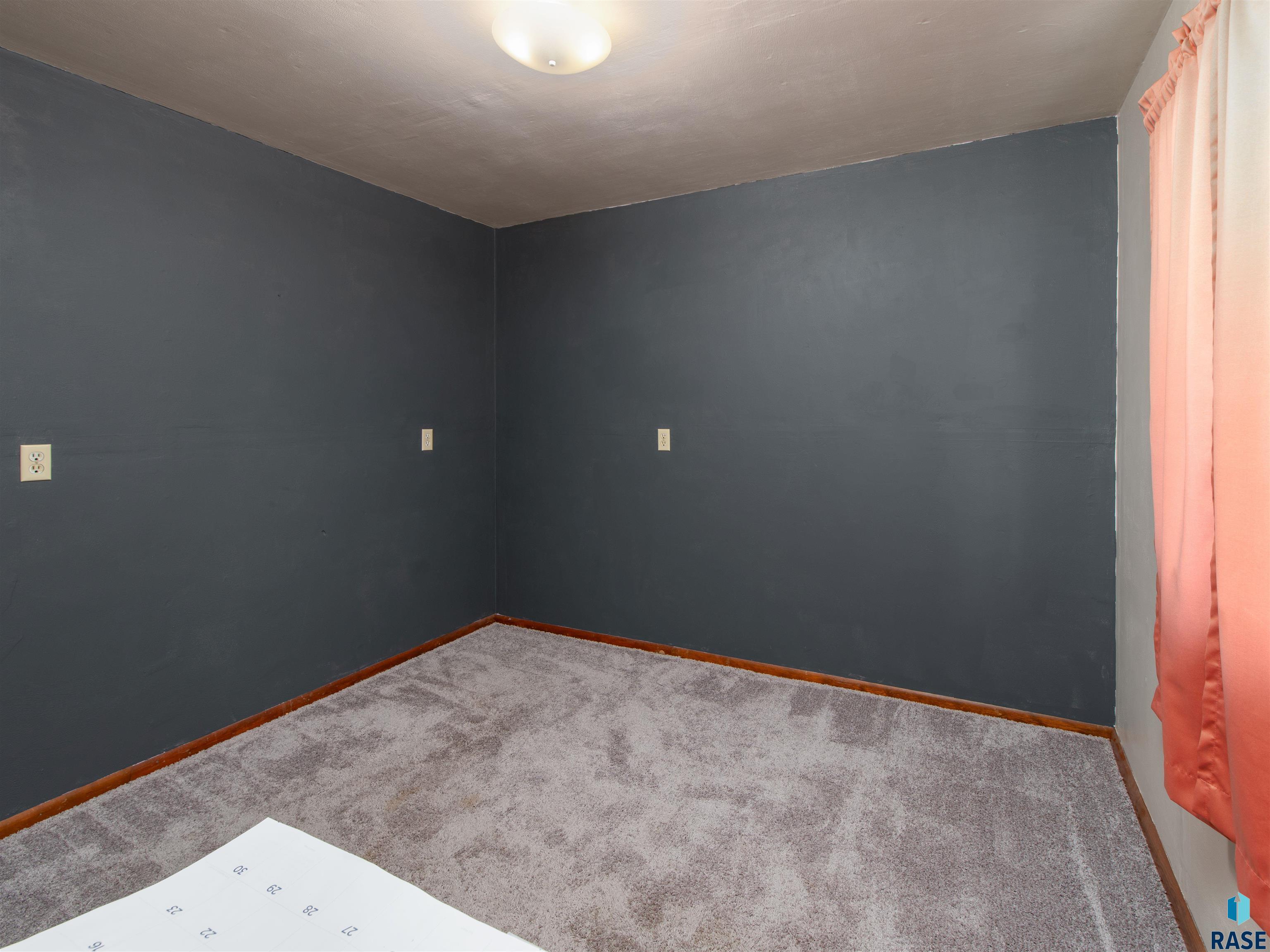 114 Steen St