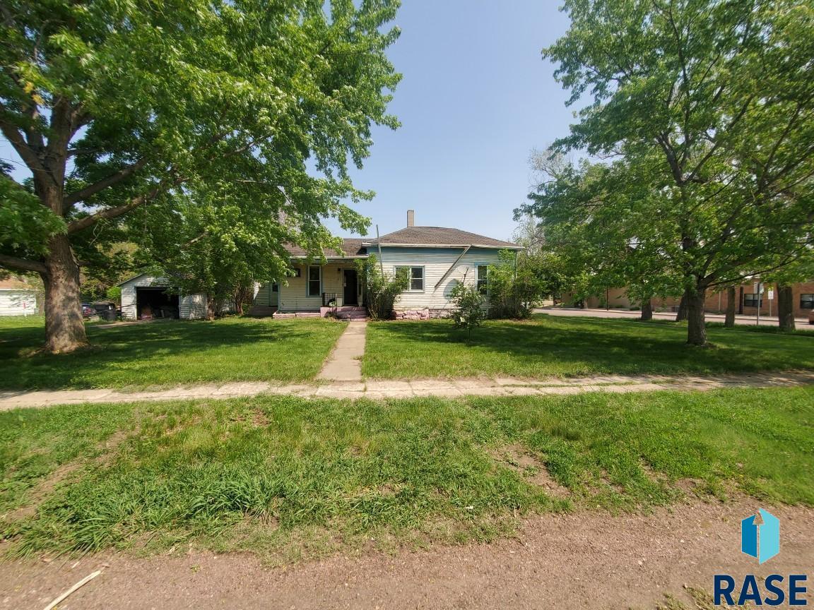 511 N Main Ave