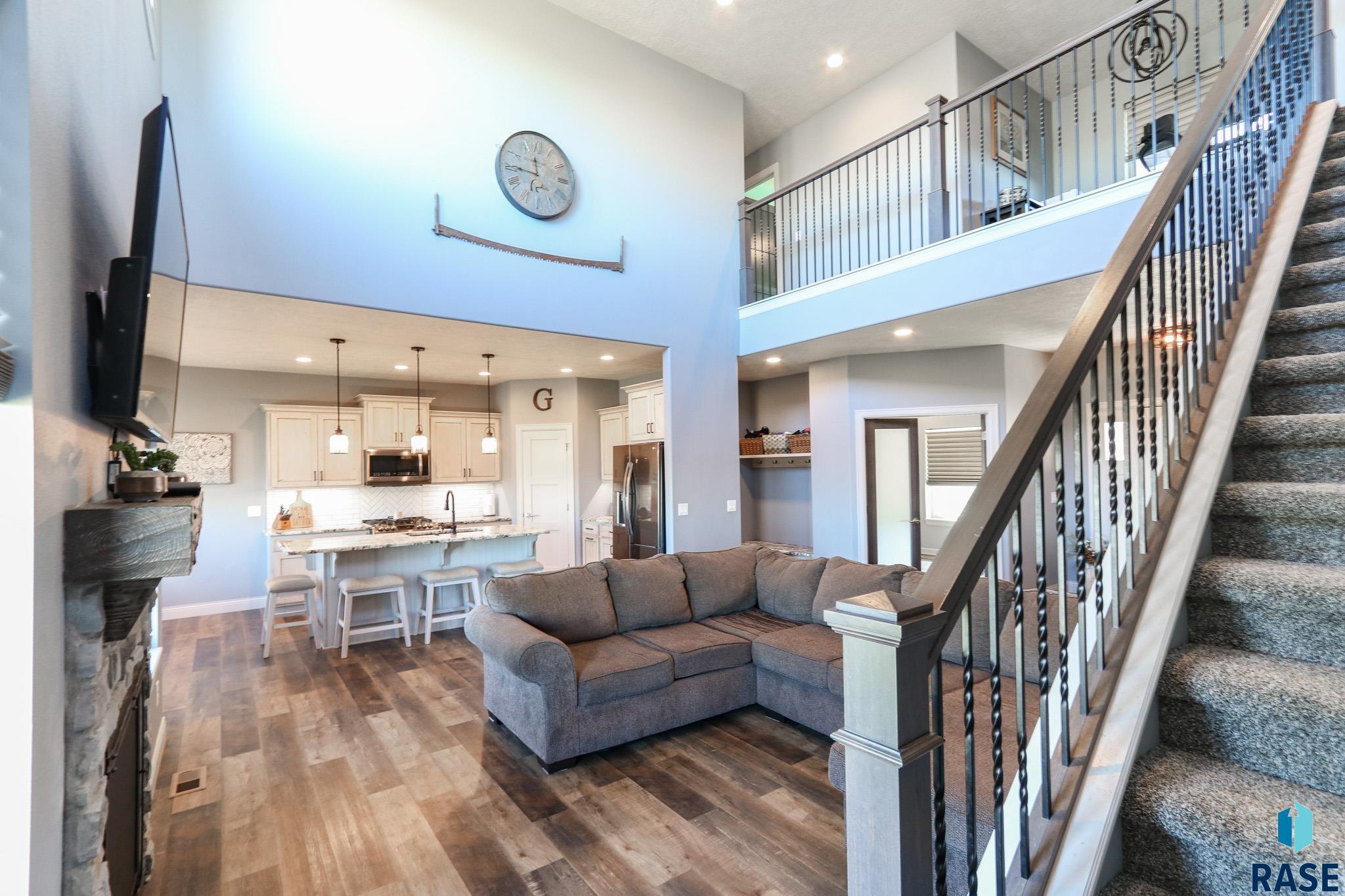 2820 E Augusta Cir