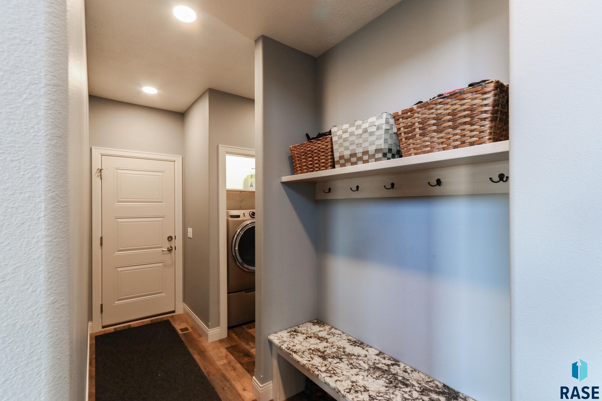 2820 E Augusta Cir