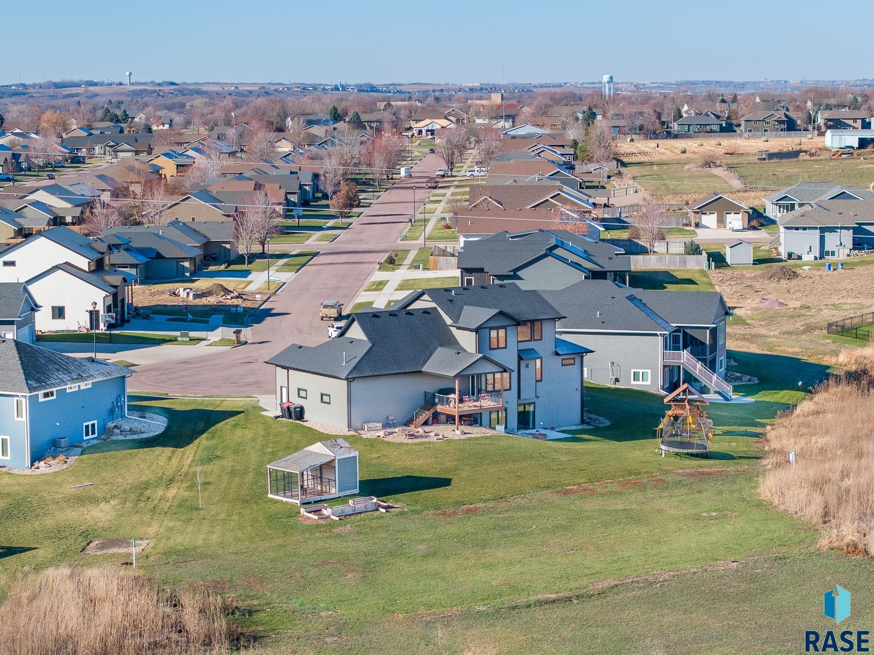 2820 E Augusta Cir