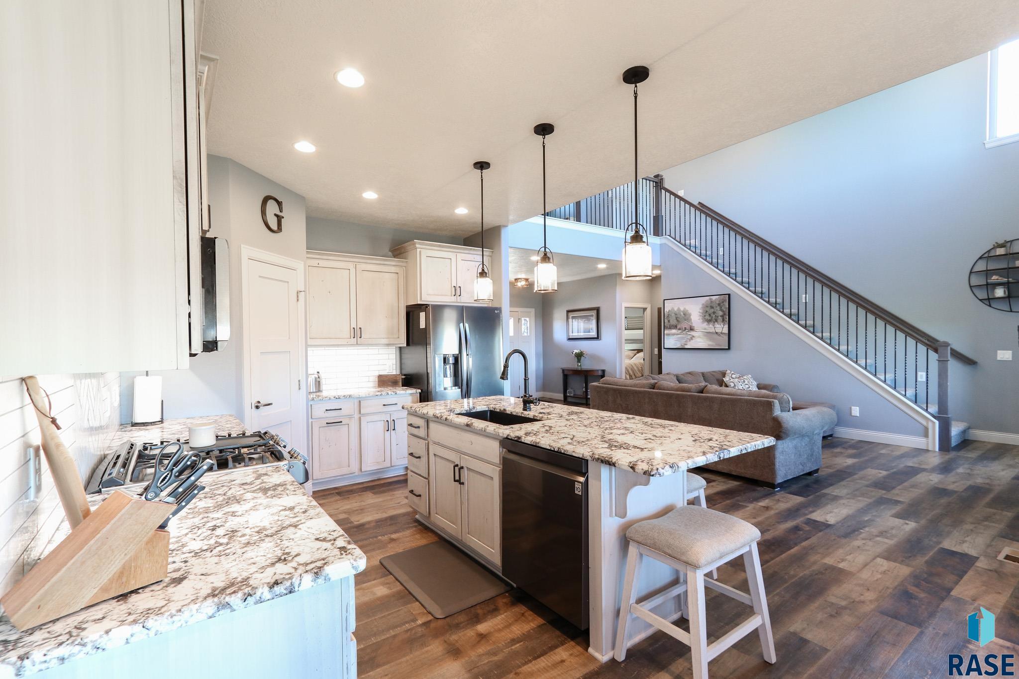 2820 E Augusta Cir