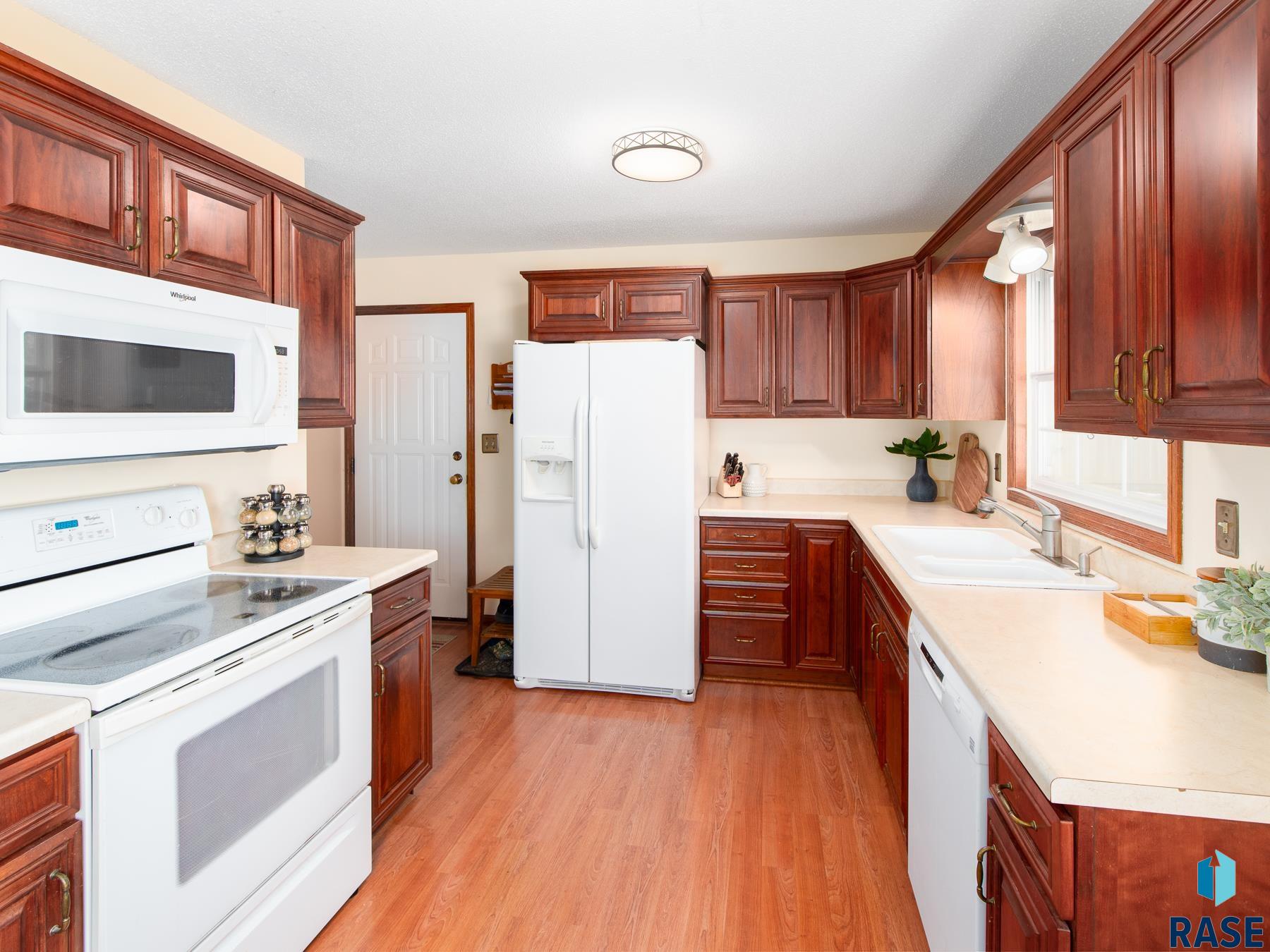1713 E Ponderosa Dr