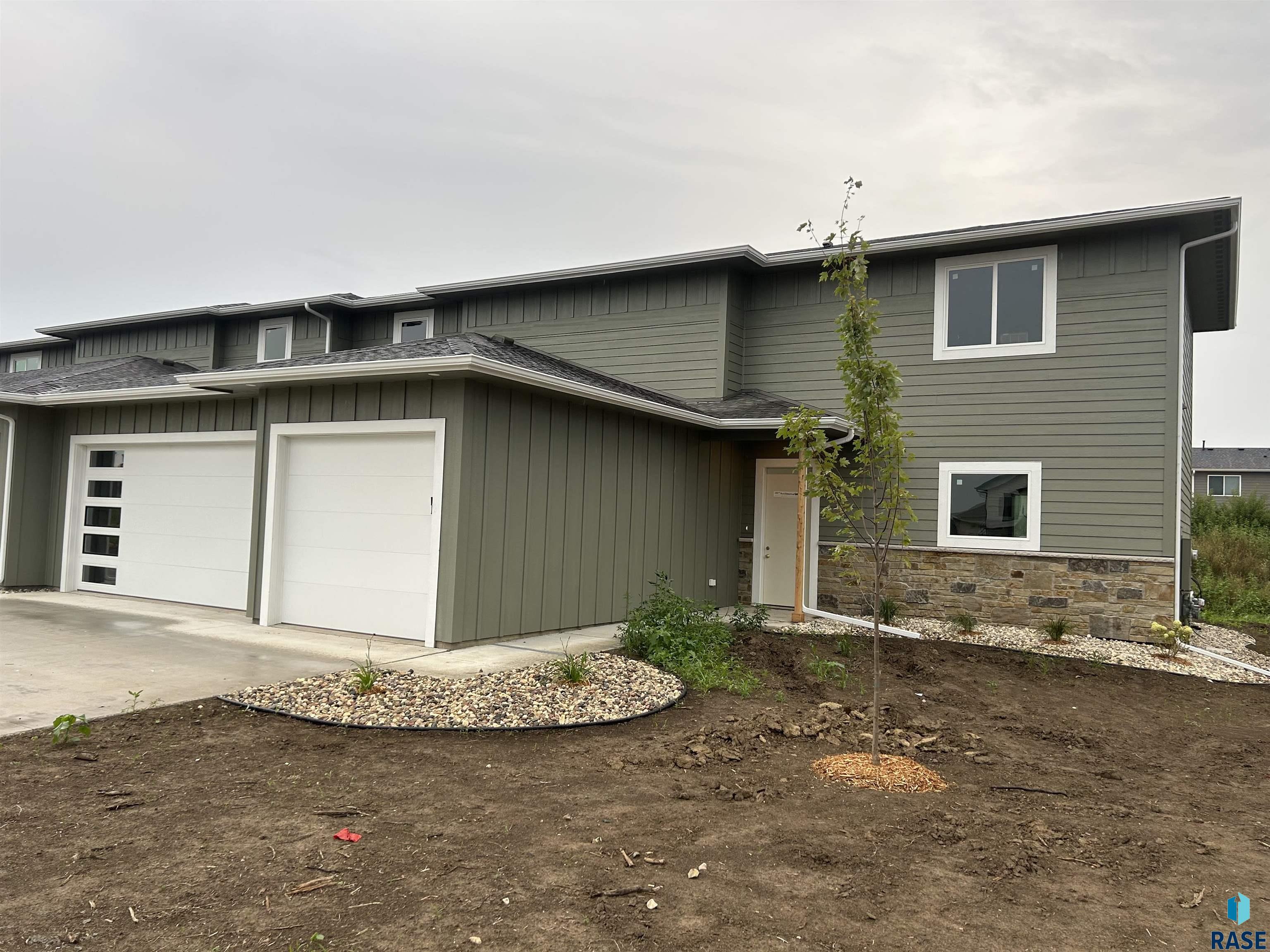 5519 W Liberator Cir