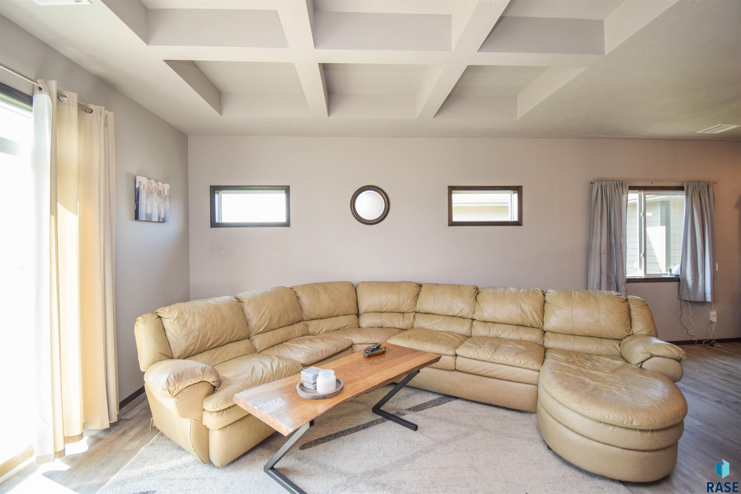 212 Lydia Ct
