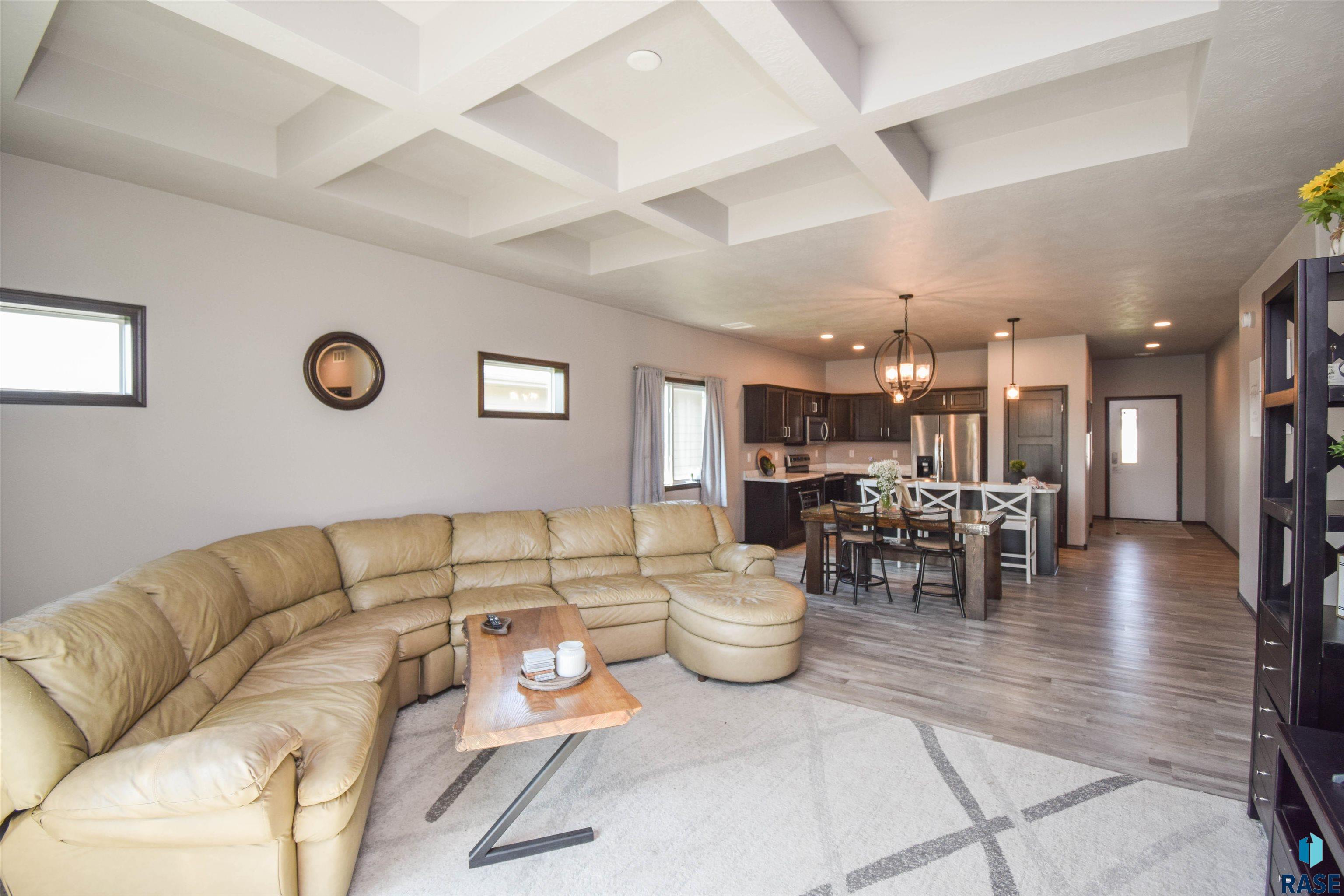 212 Lydia Ct