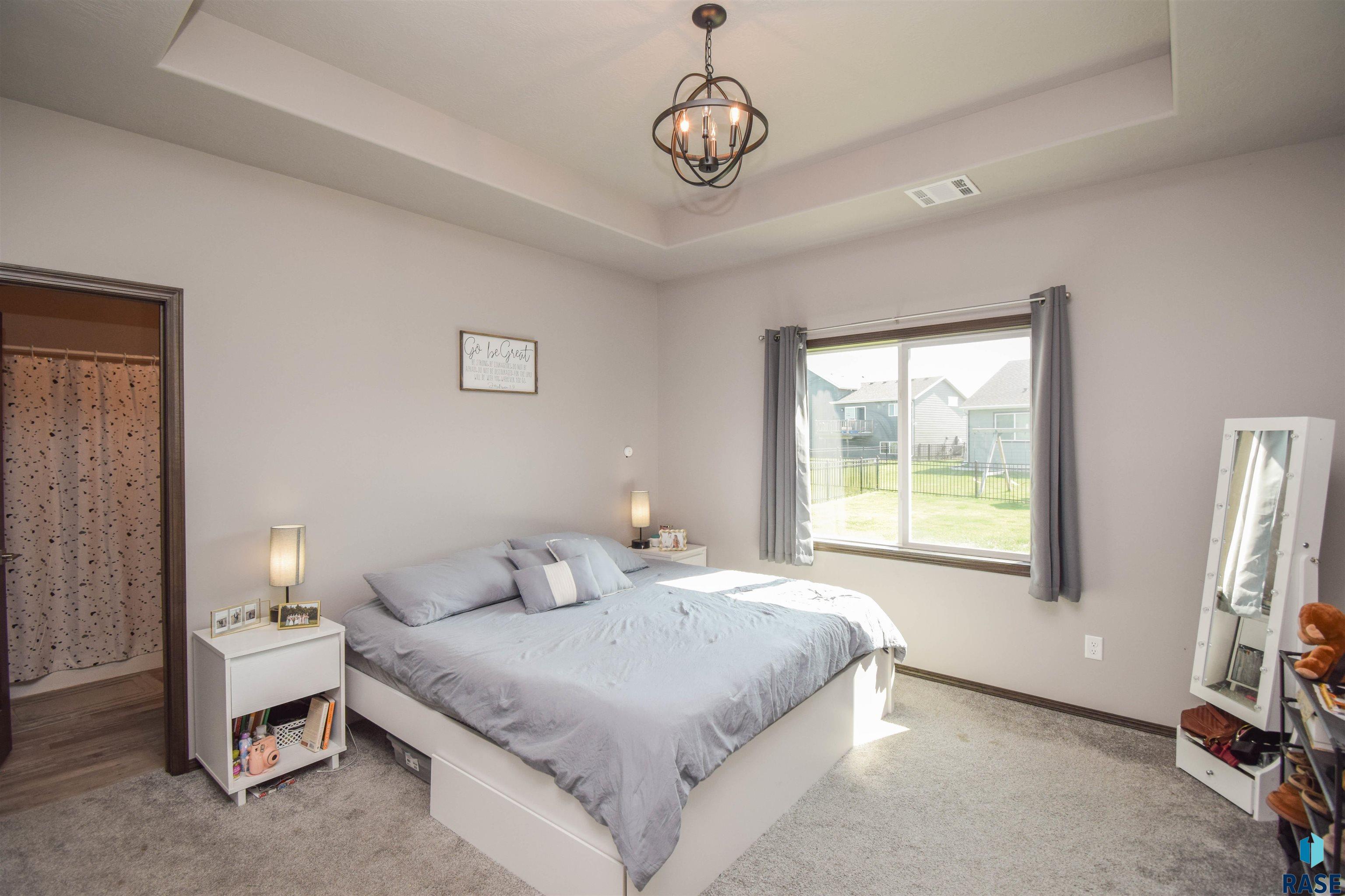 212 Lydia Ct