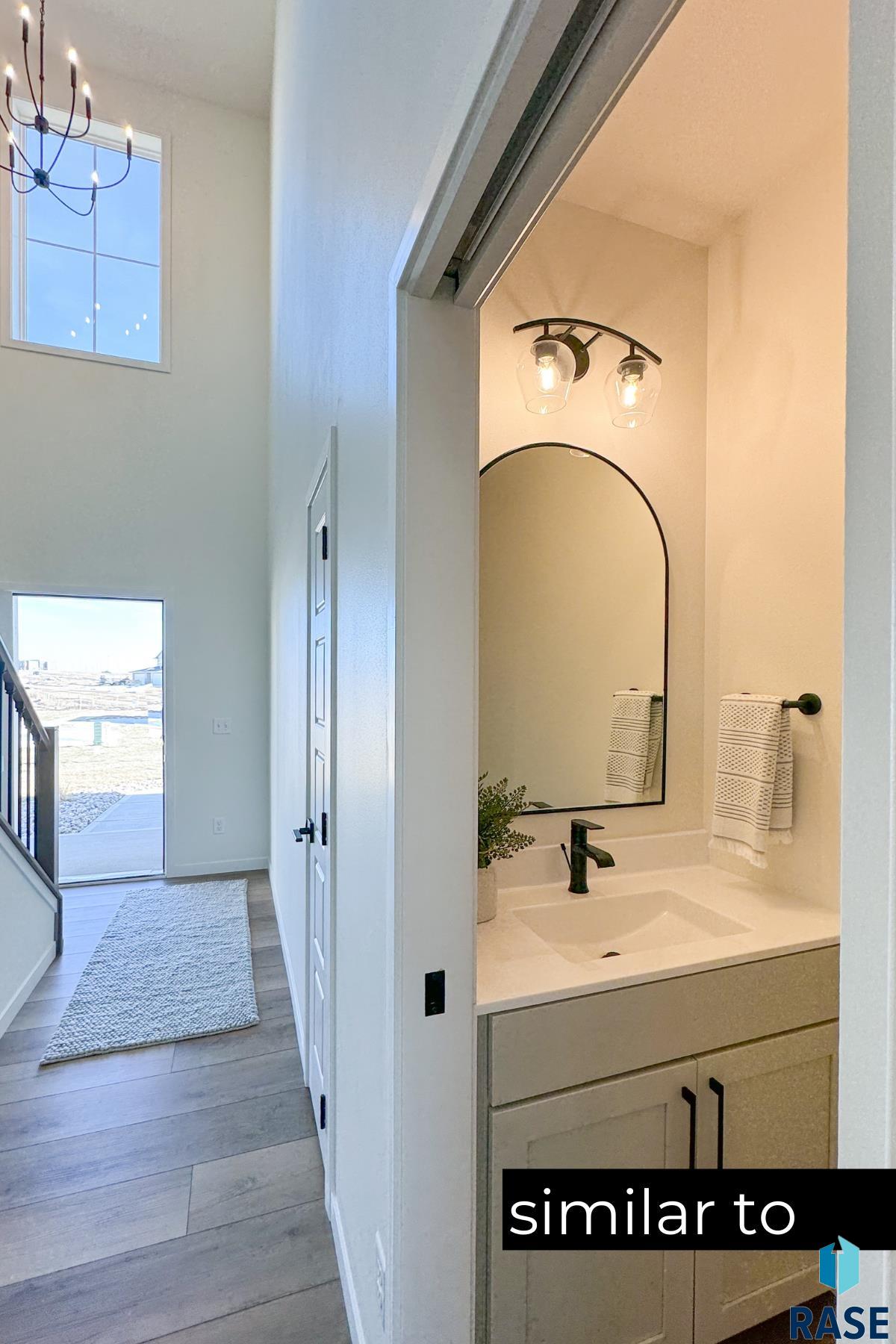 5518 W Liberator Cir