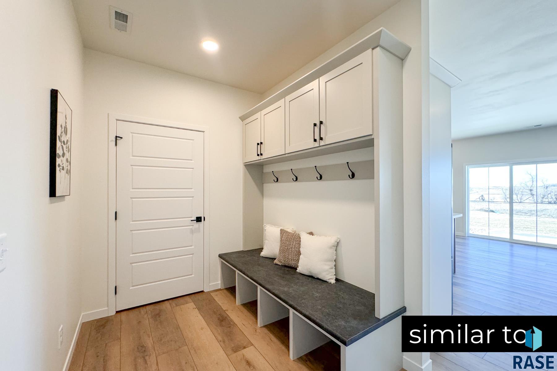 5520 W Liberator Cir