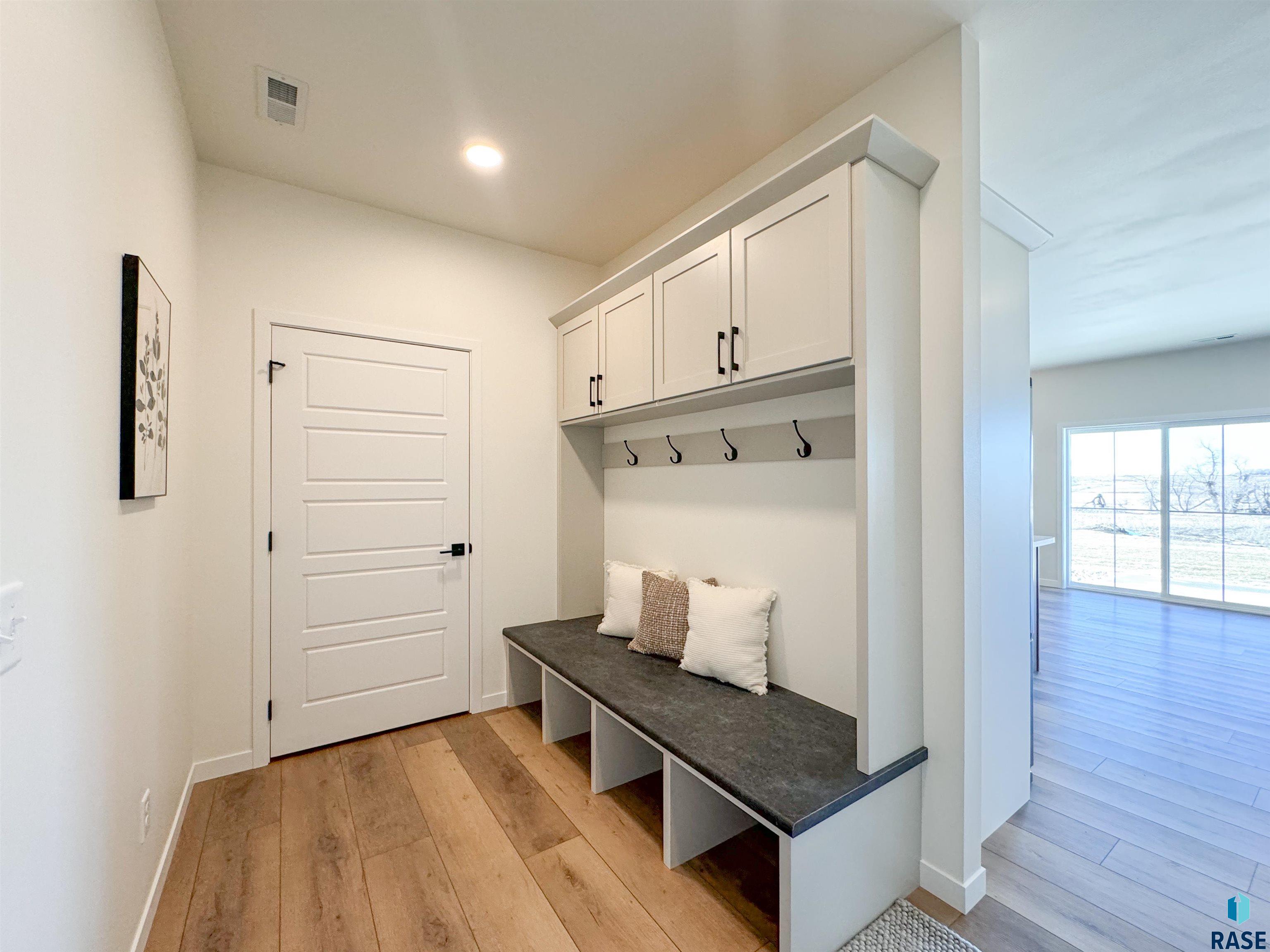 5524 W Liberator Cir