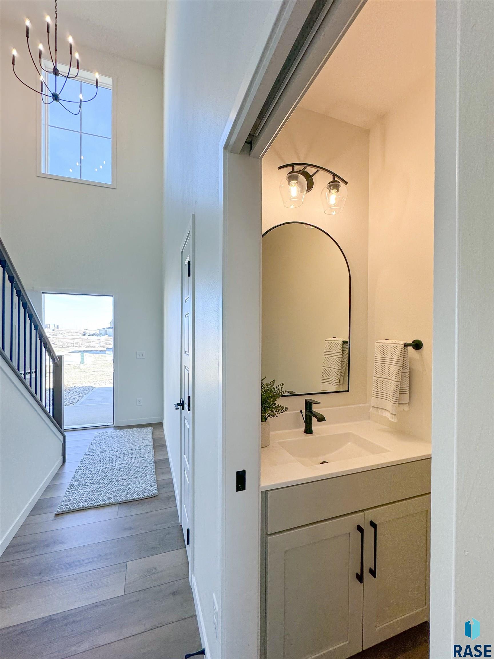 5524 W Liberator Cir