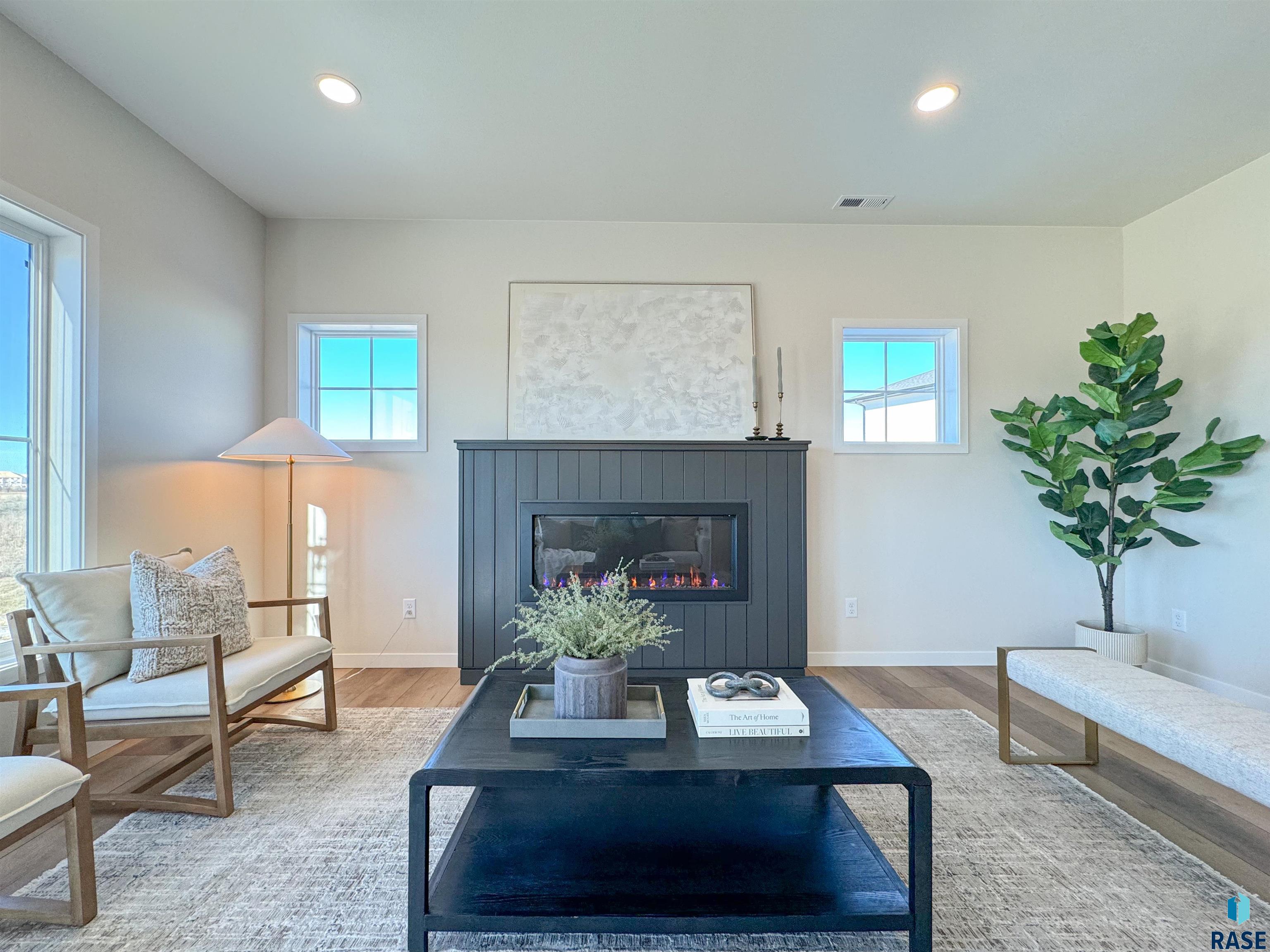 5524 W Liberator Cir