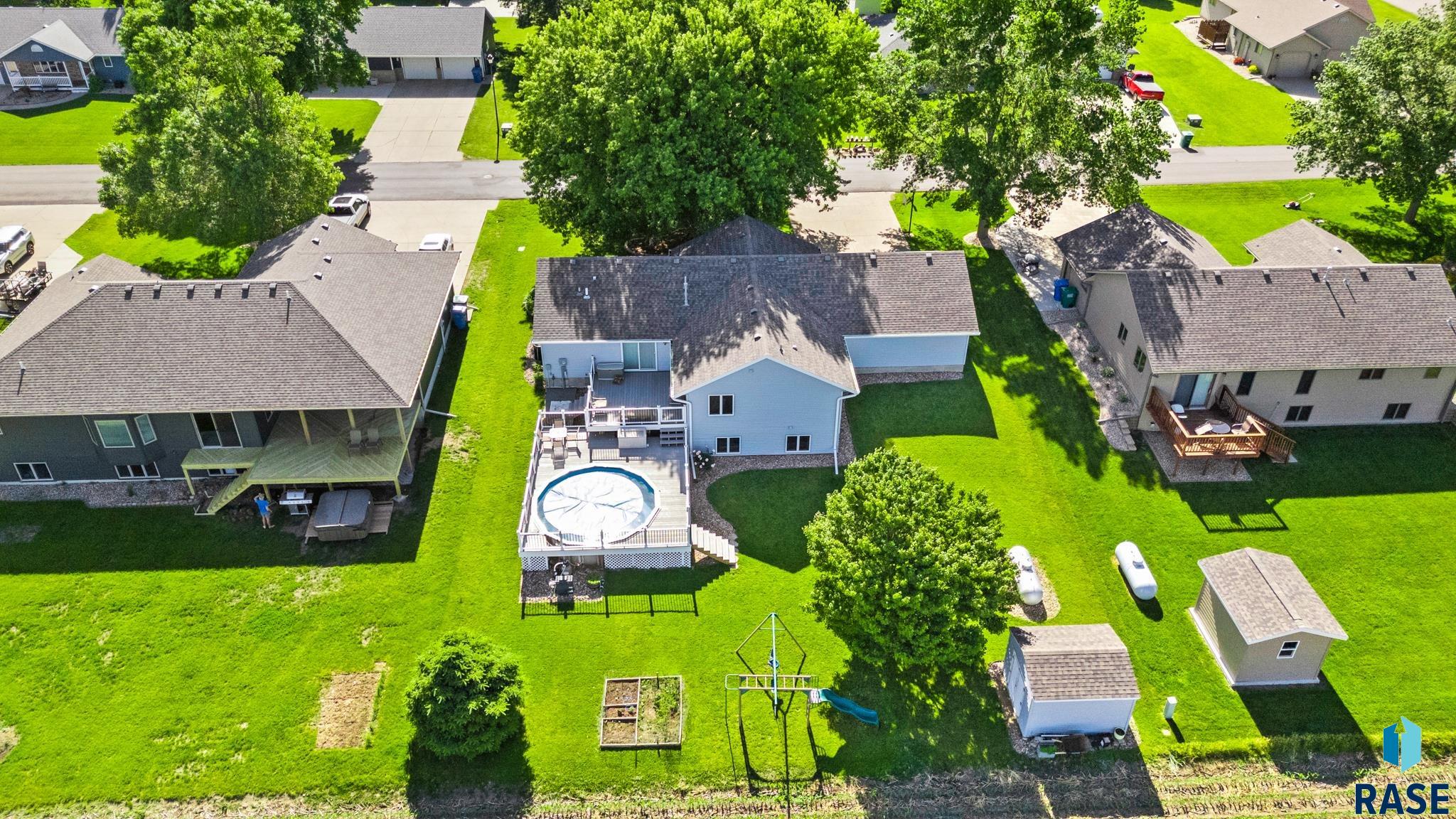 830 Hyland Dr
