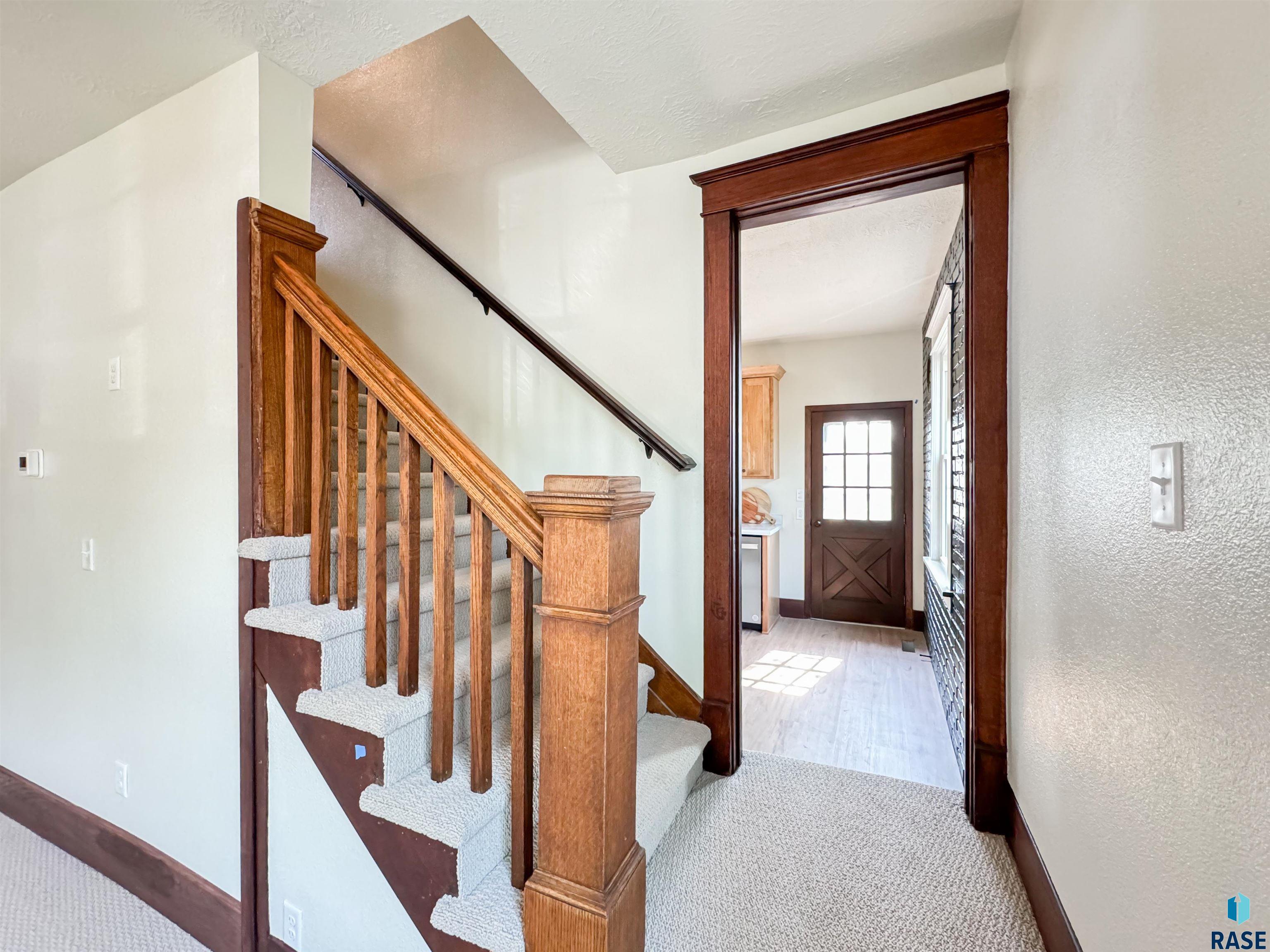 360 N Cherry Ave