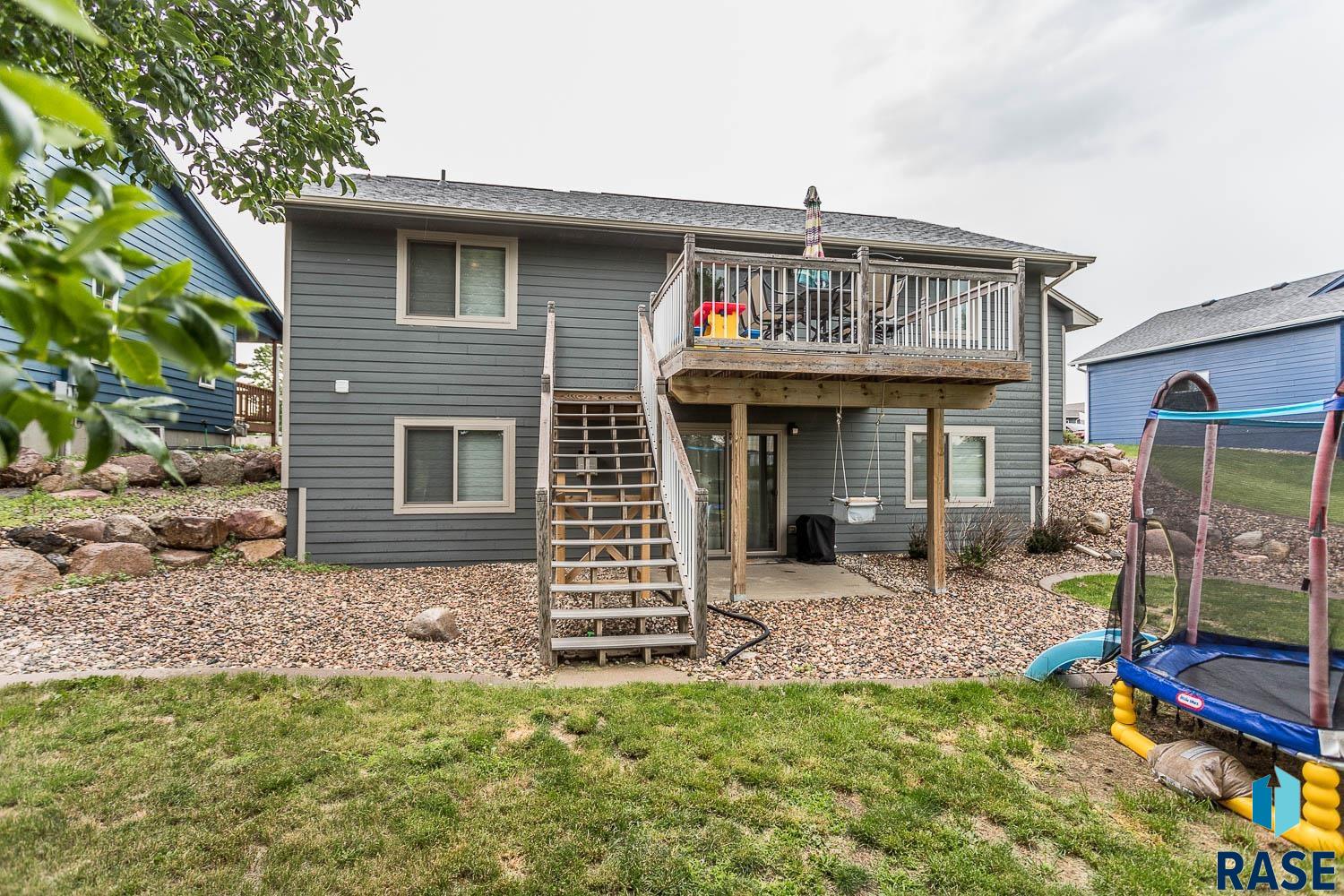 5901 N Gold Nugget Ave