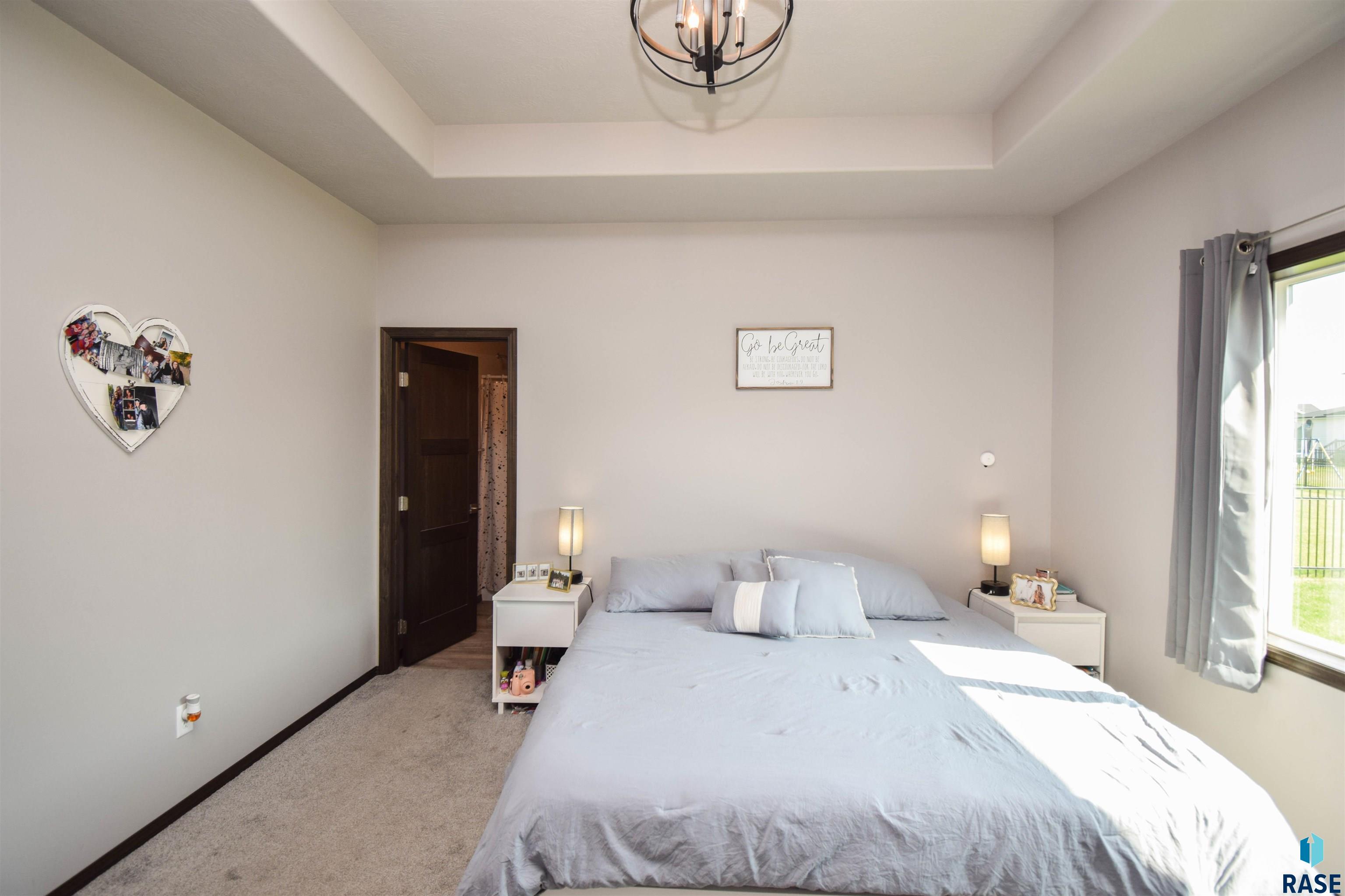 212 Lydia Ct
