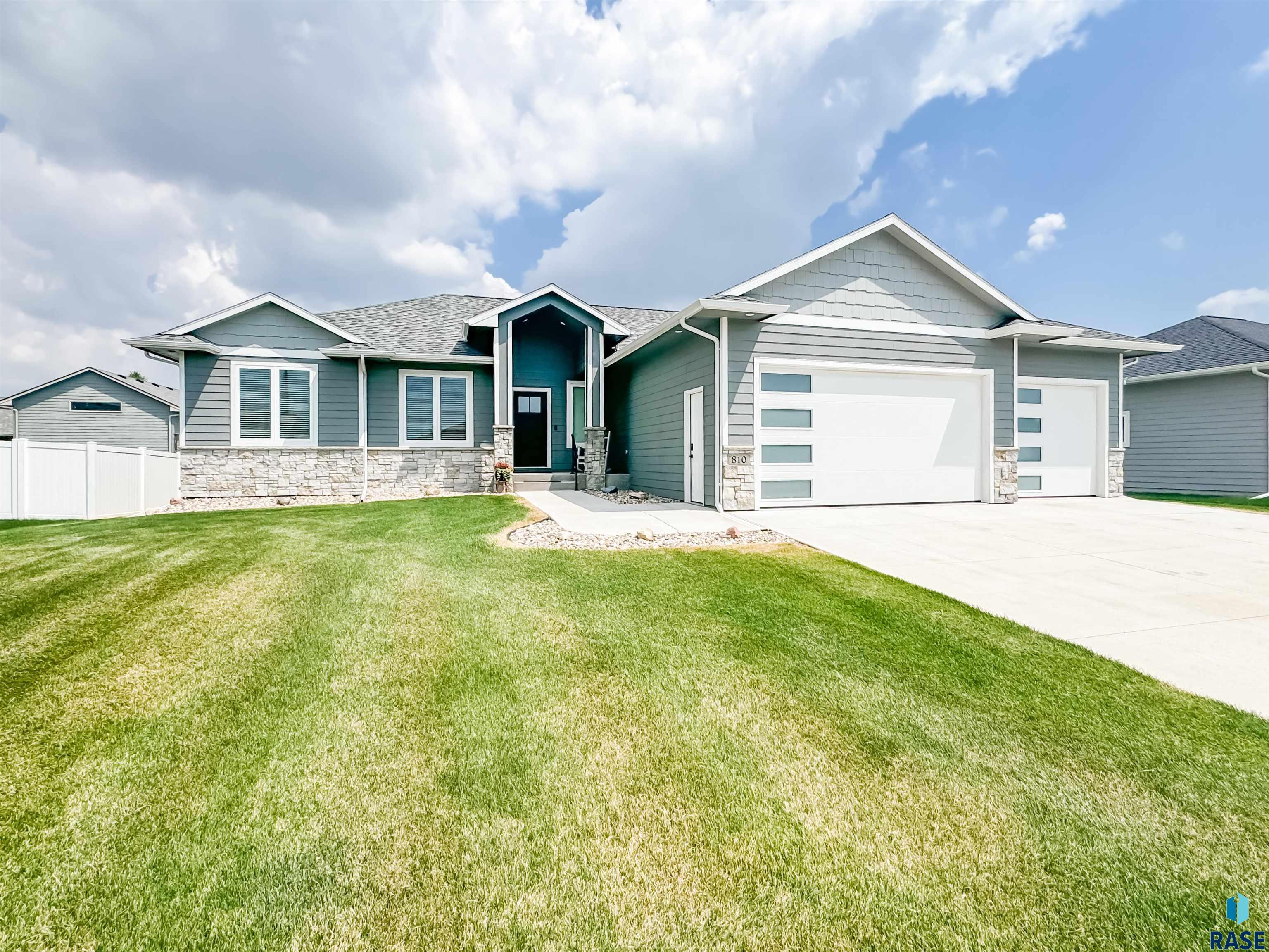 810 Johnson Creek Ct