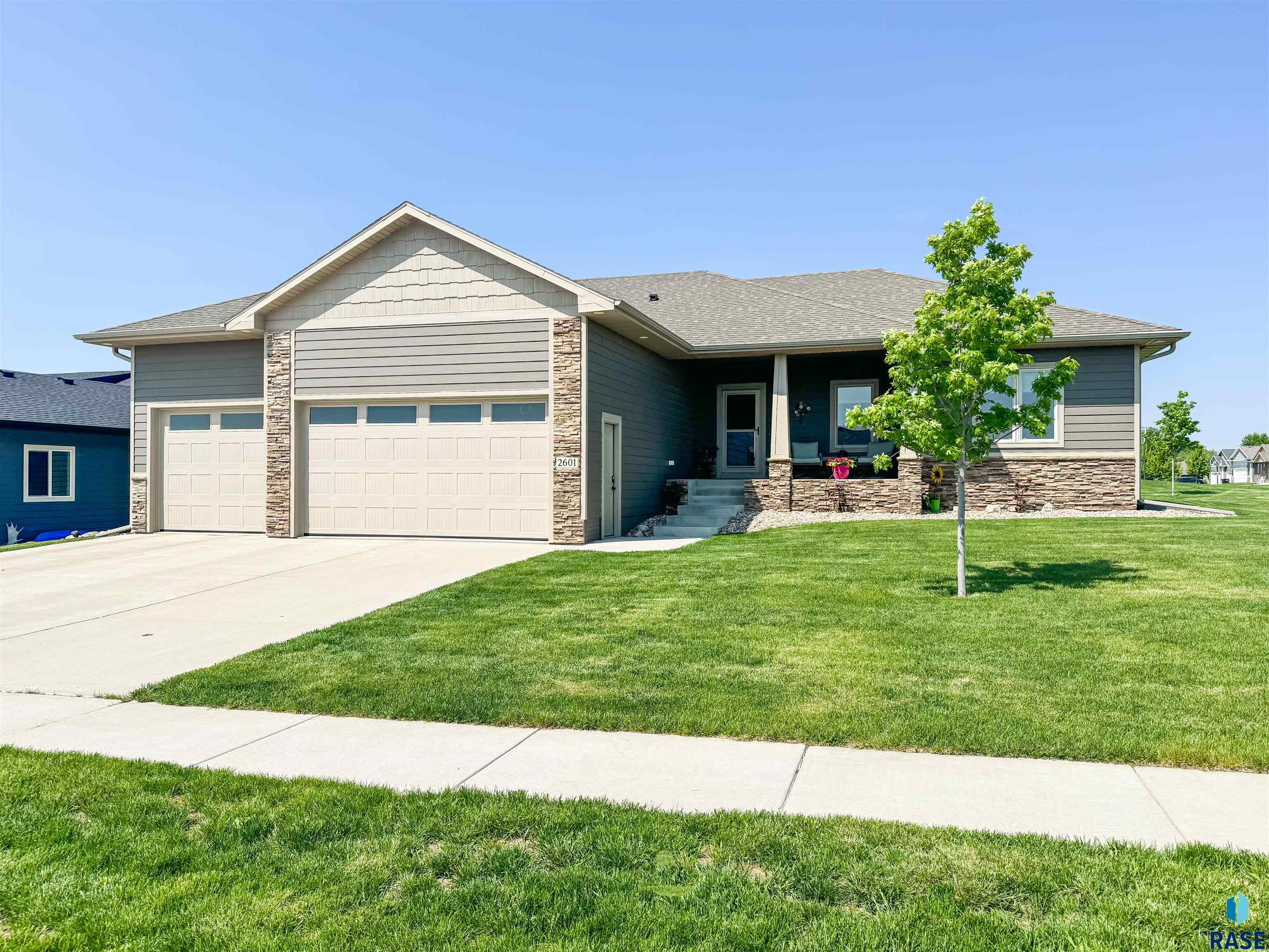 2601 E Sunburst Dr Drive