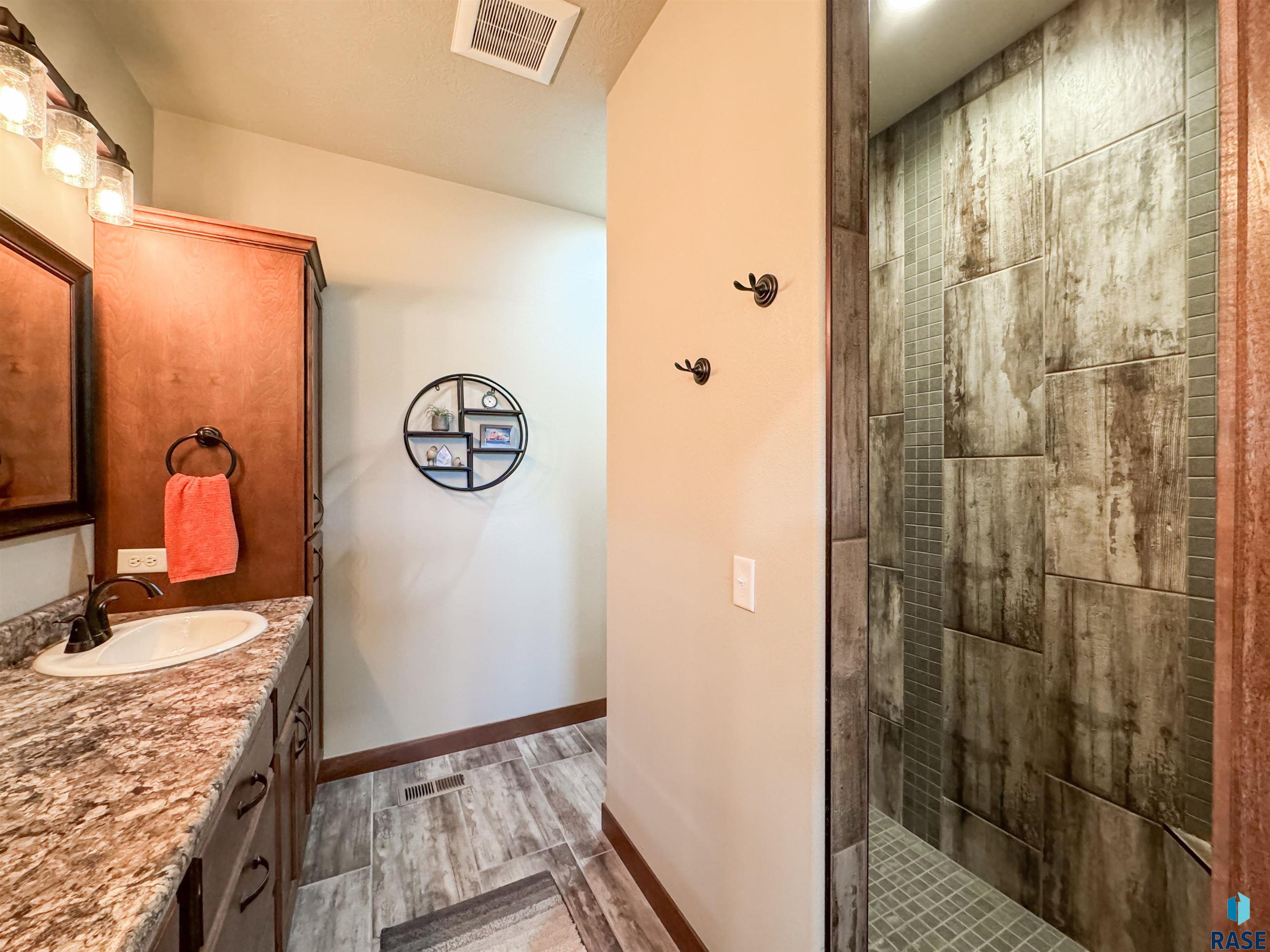 2601 E Sunburst Dr Drive