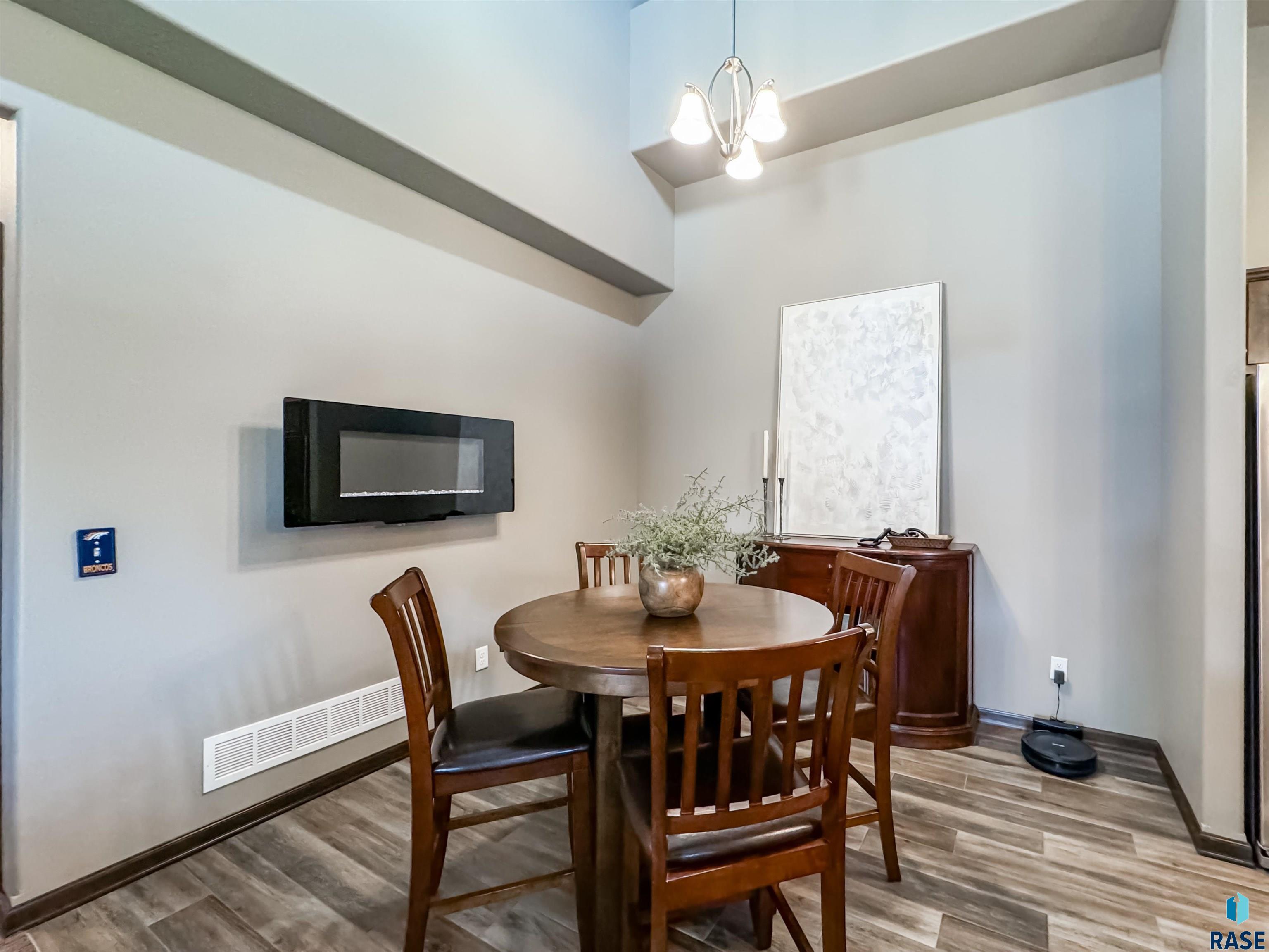 5823 S Bounty Pl