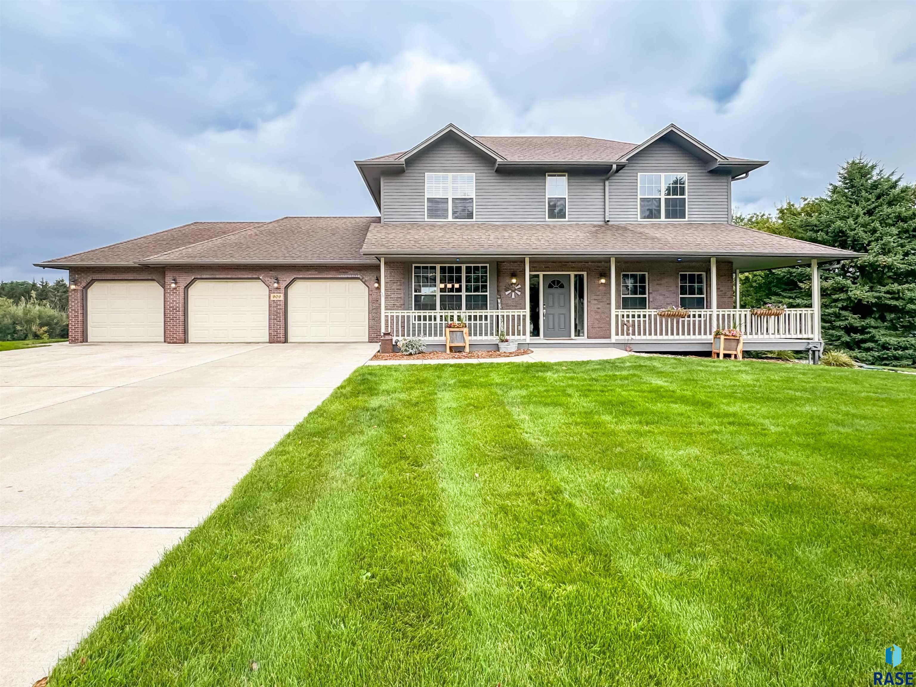 909 S Fawn Ct