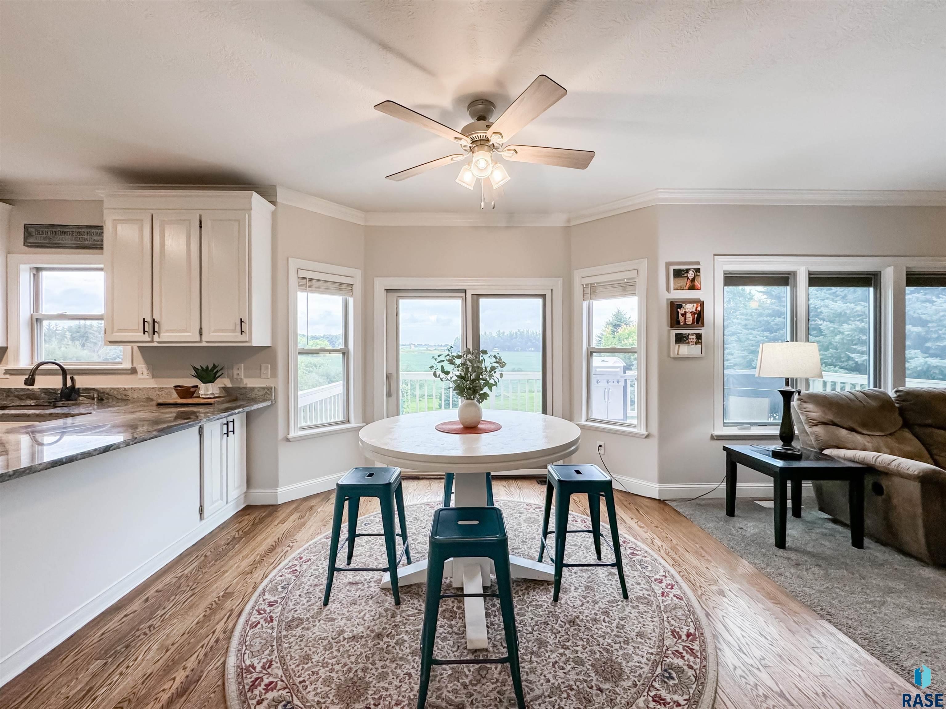 909 S Fawn Ct