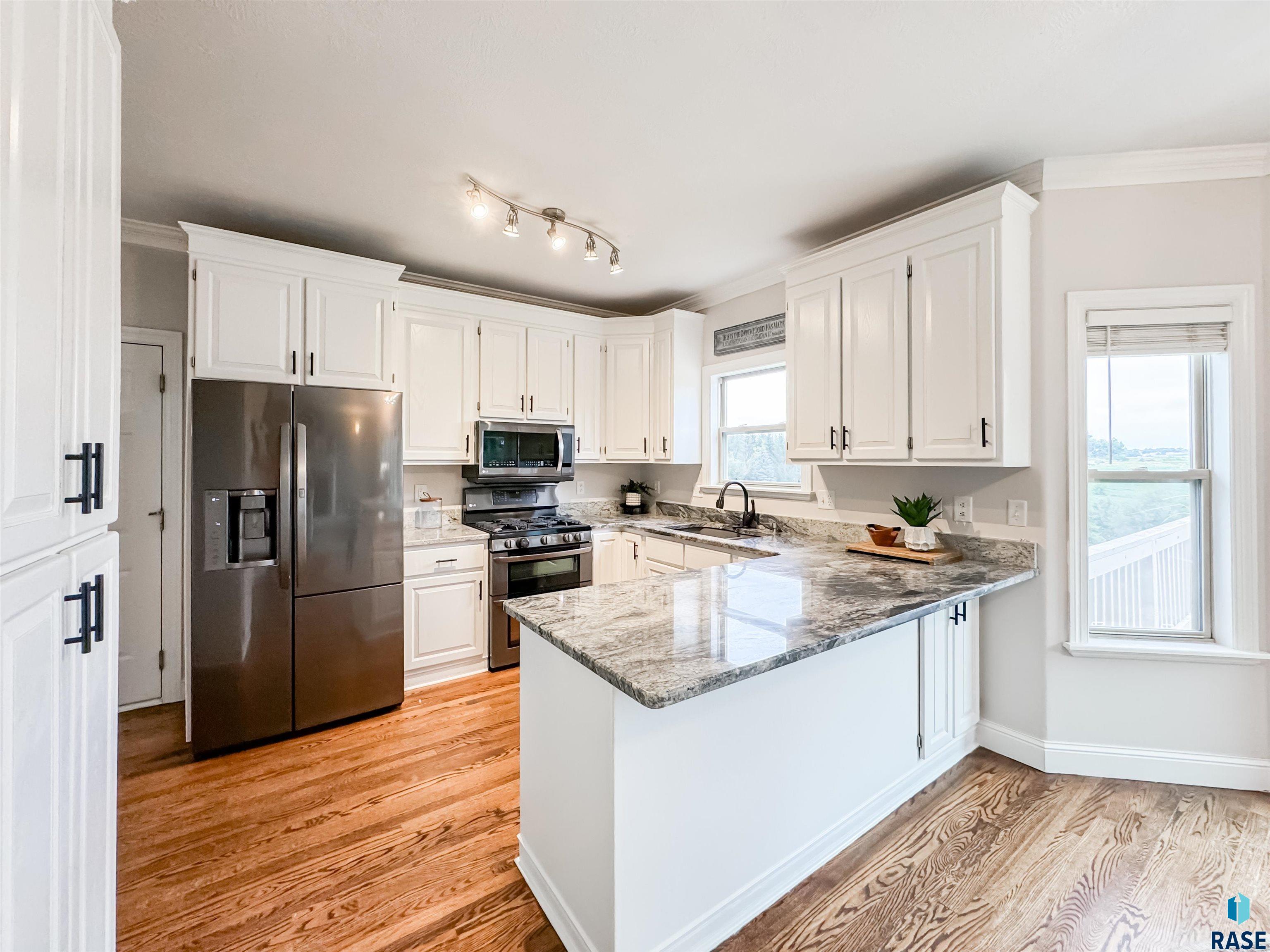 909 S Fawn Ct